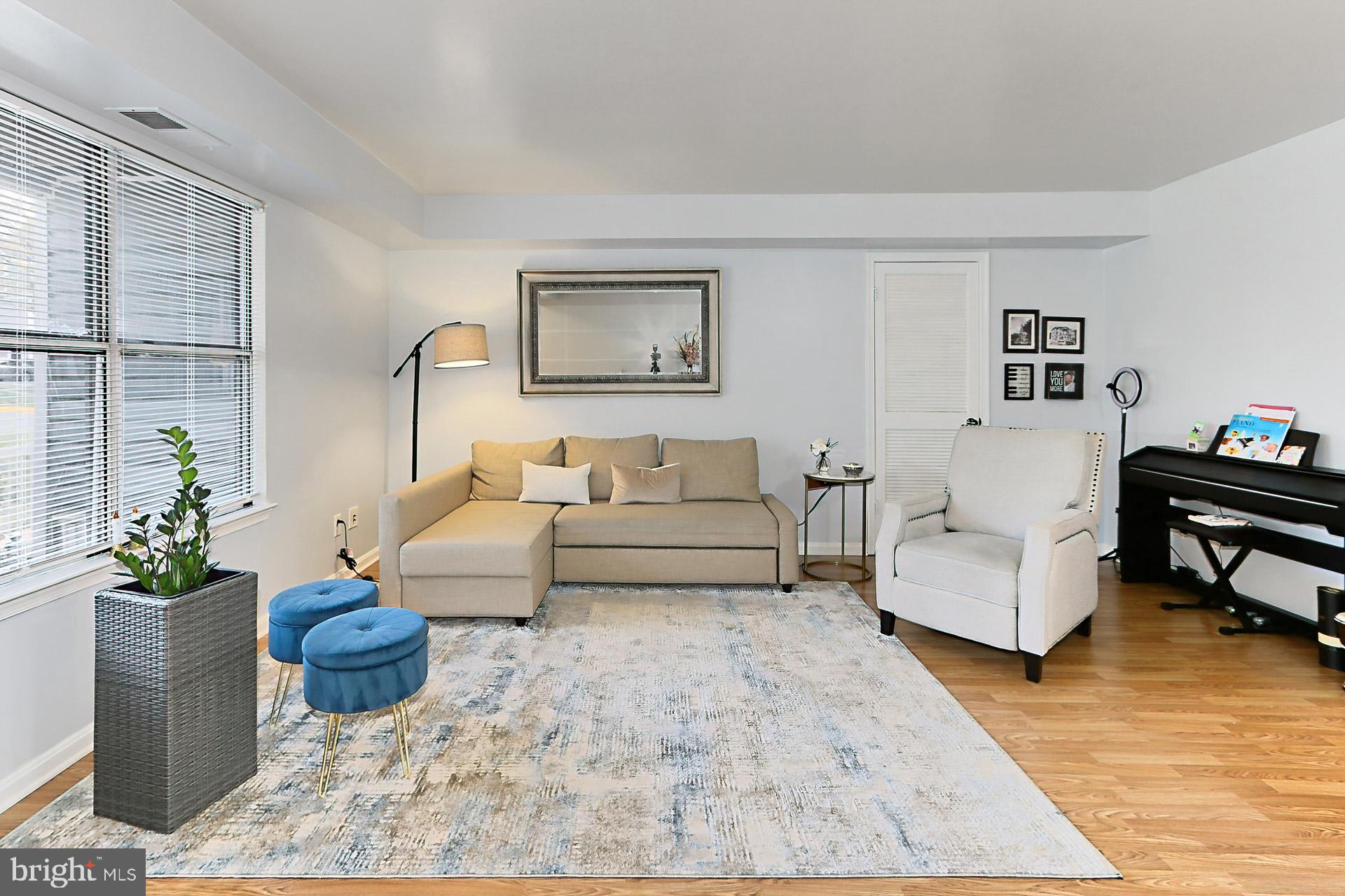 PONDS AT CENTREVILLE - Residential