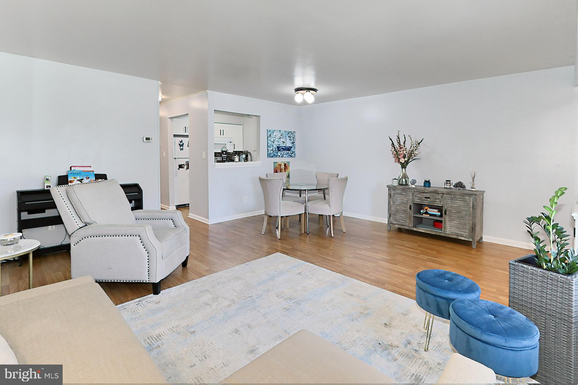 PONDS AT CENTREVILLE - Residential