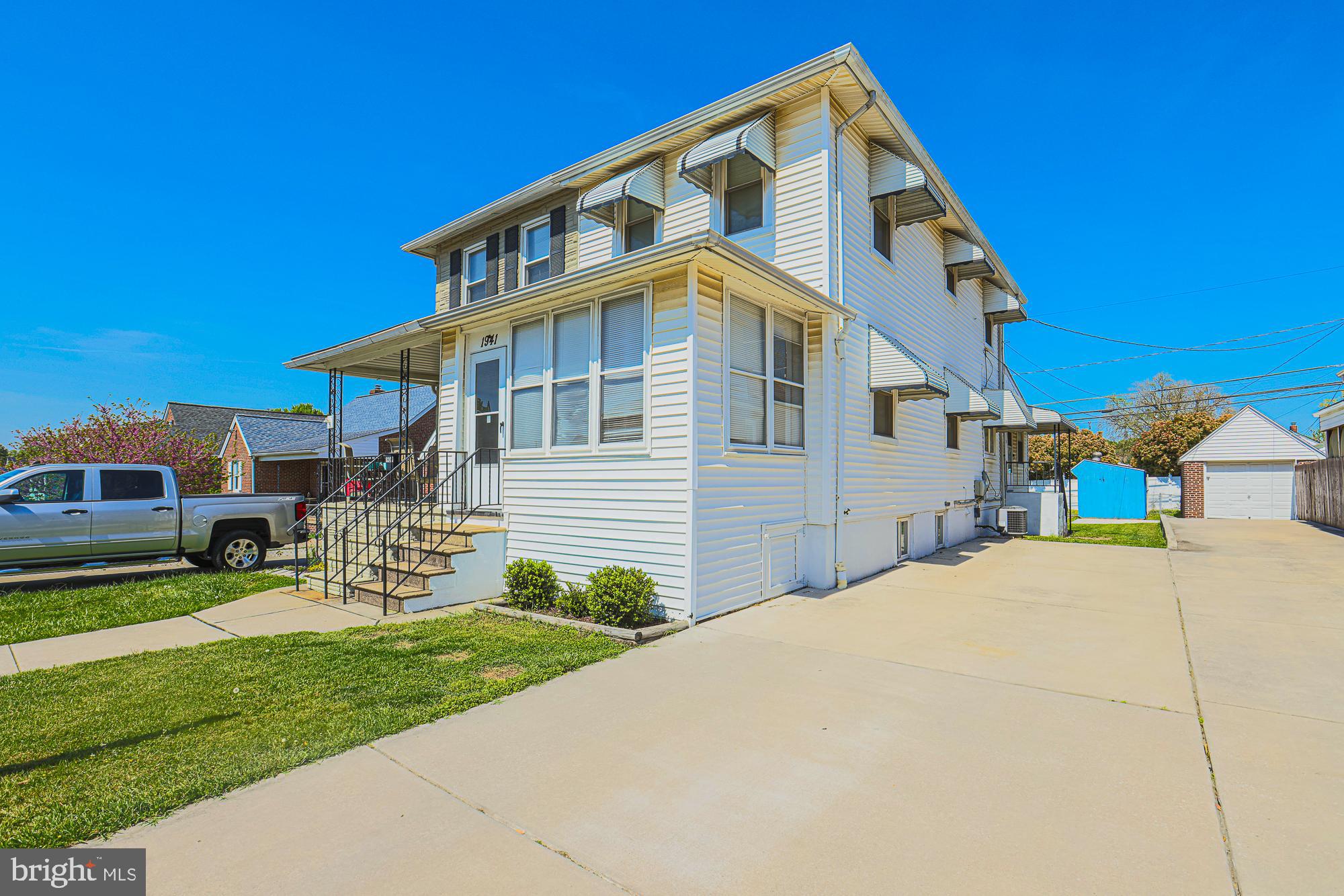 FAIRLAWN - Residential