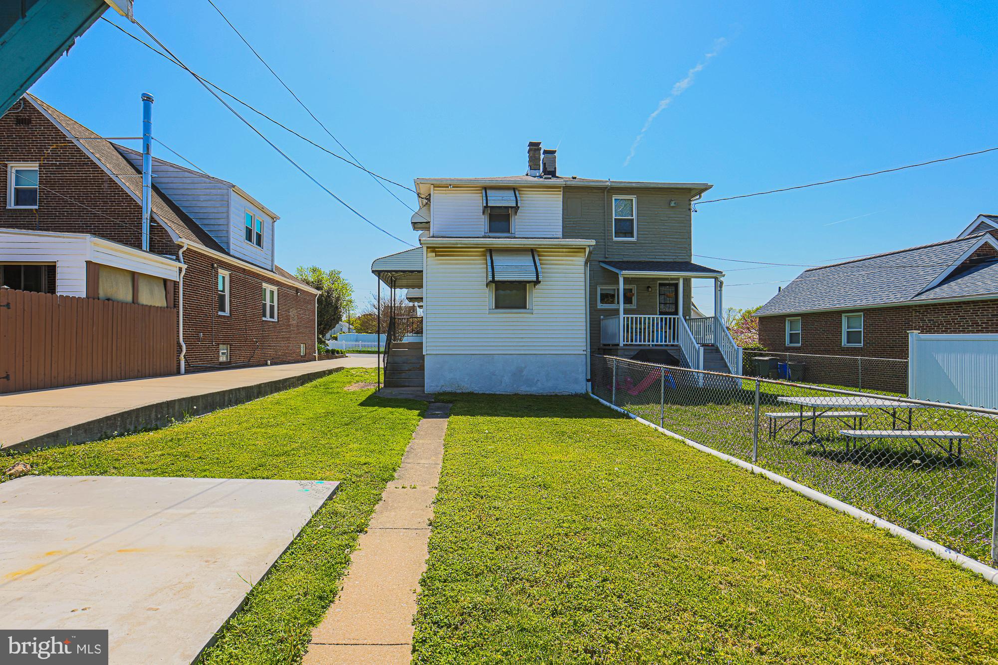 FAIRLAWN - Residential