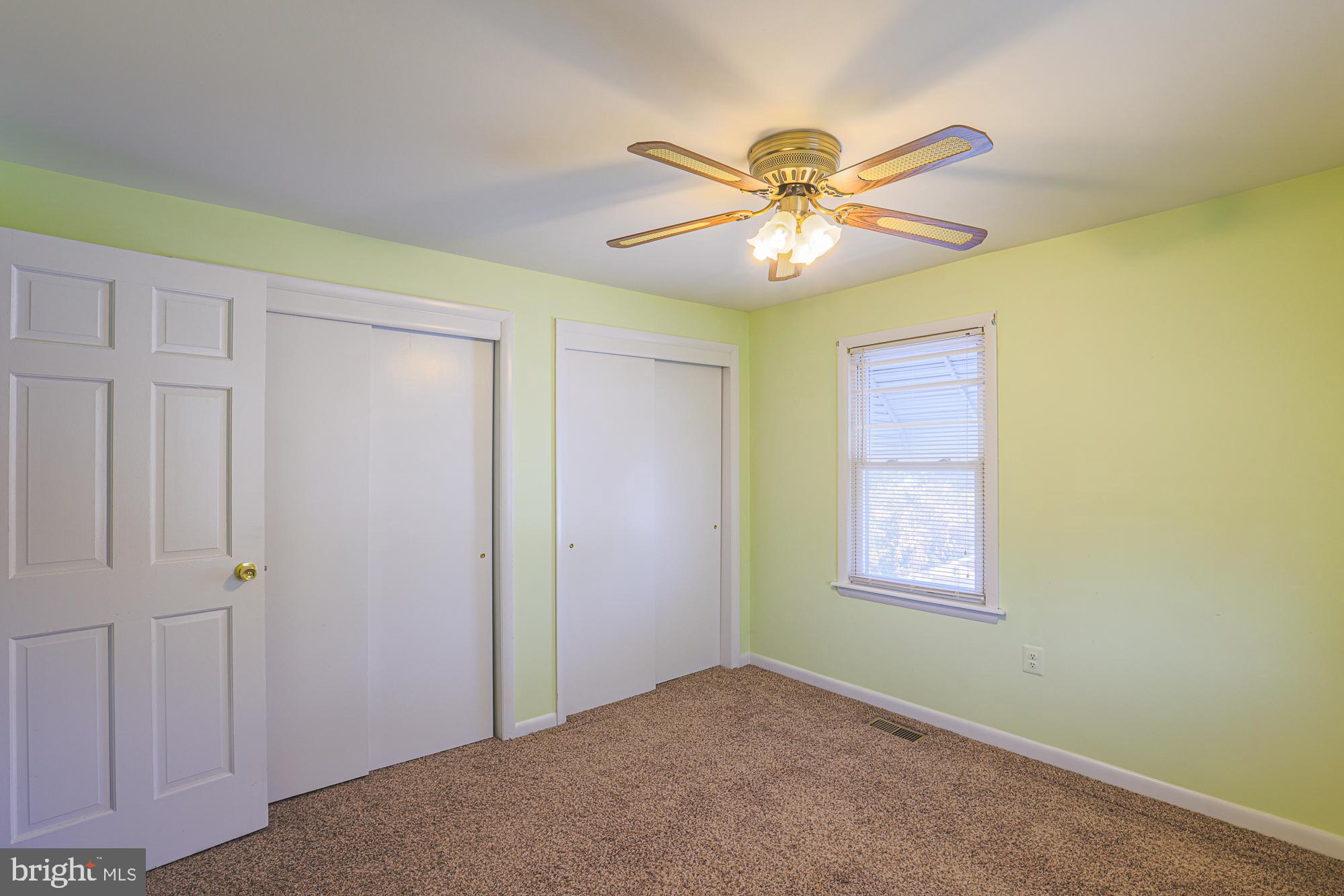 FAIRLAWN - Residential