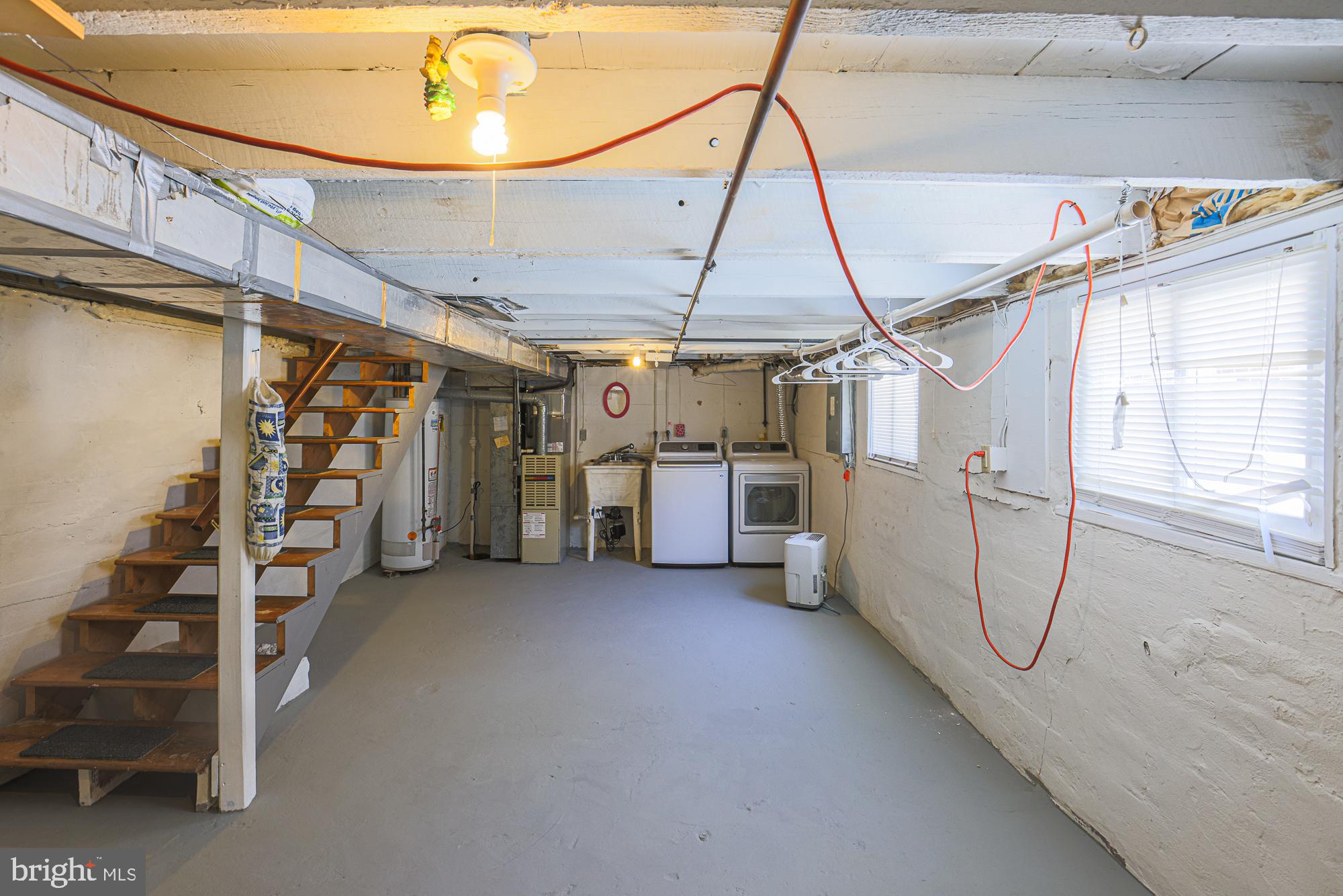 FAIRLAWN - Residential