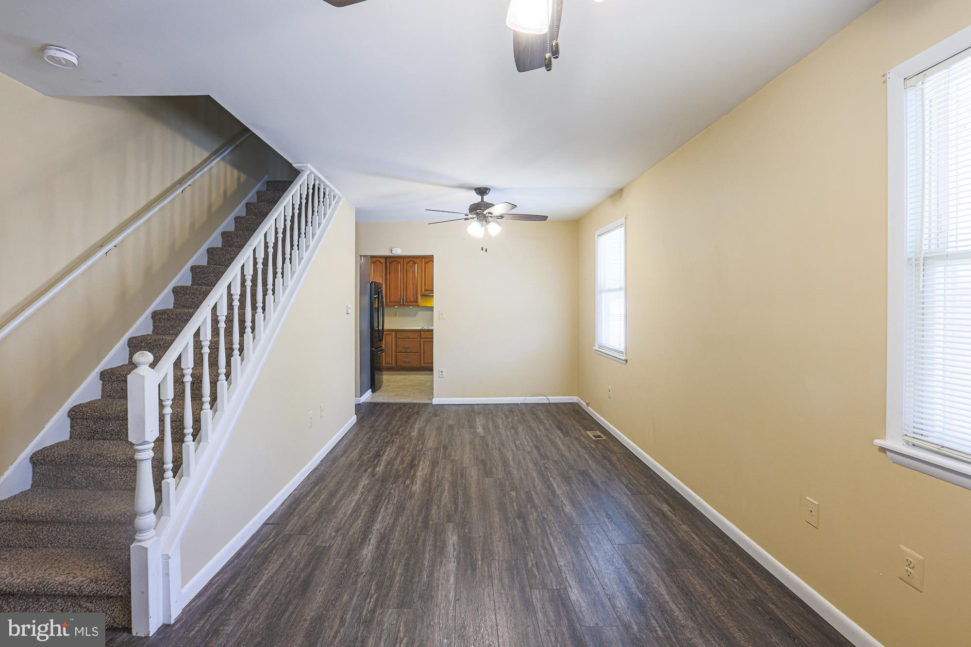 FAIRLAWN - Residential