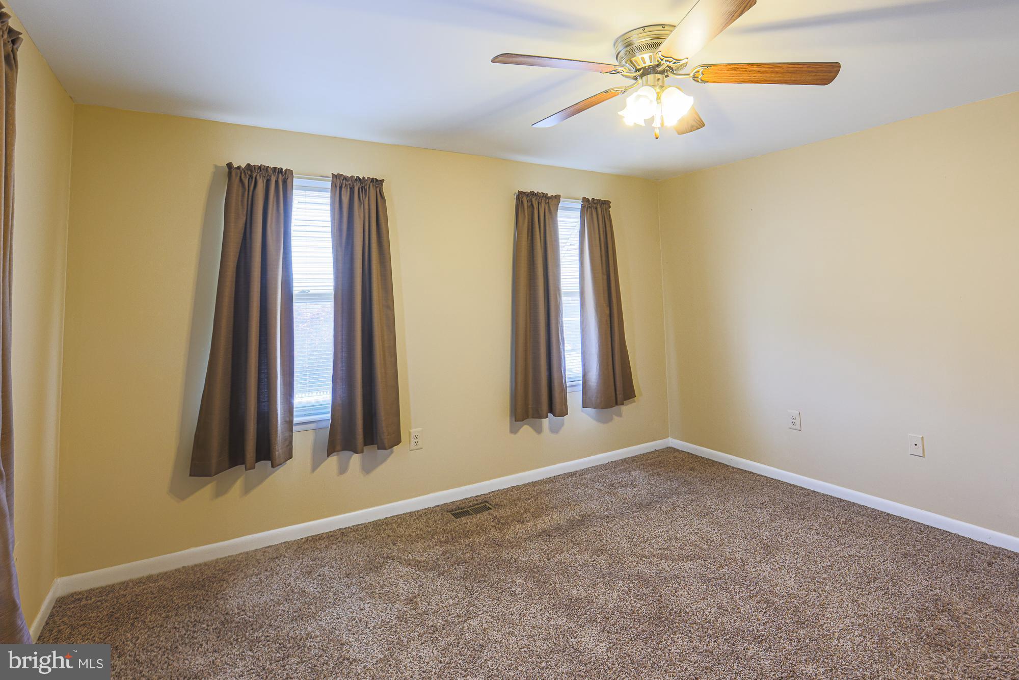 FAIRLAWN - Residential