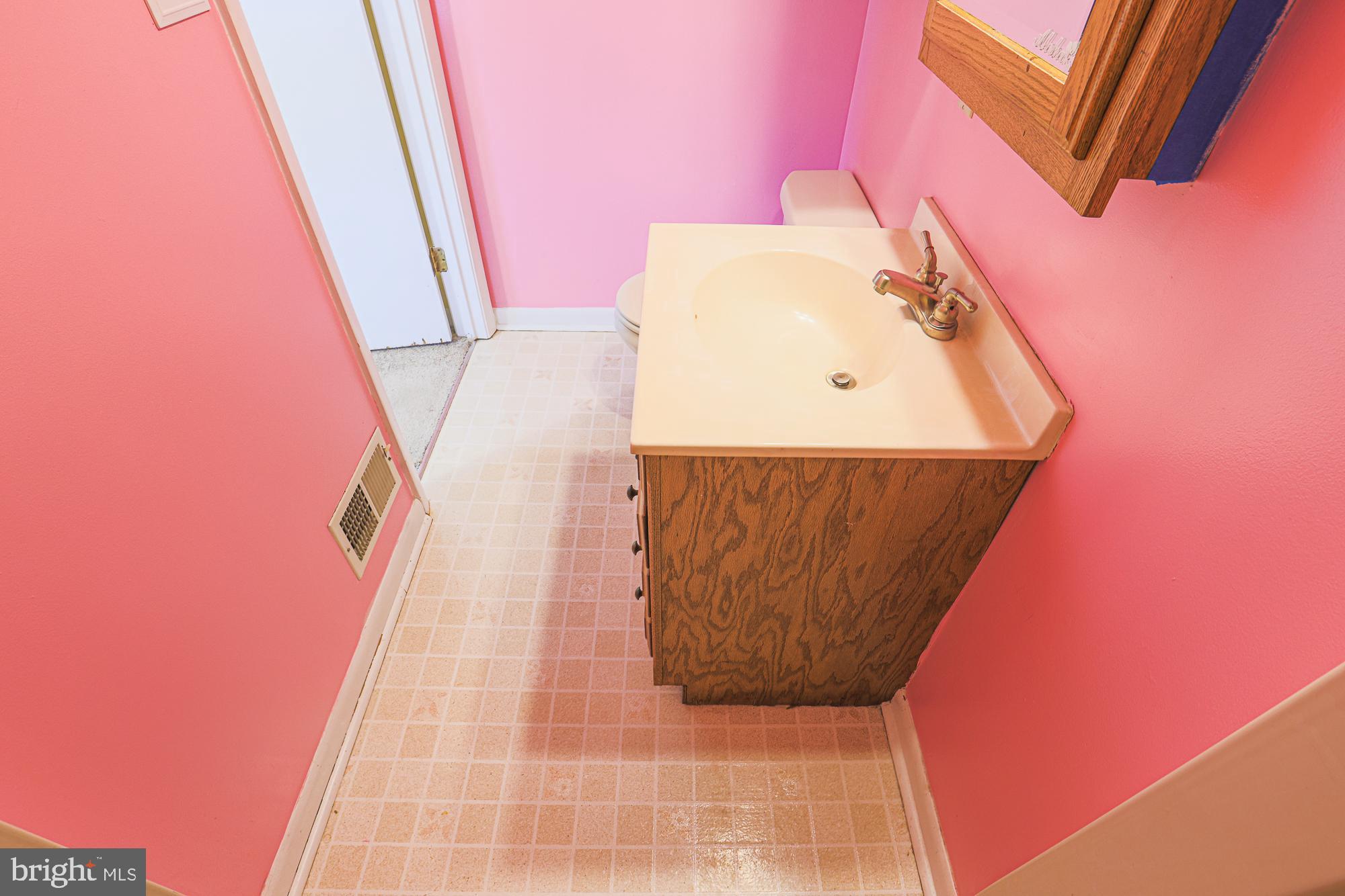 FAIRLAWN - Residential