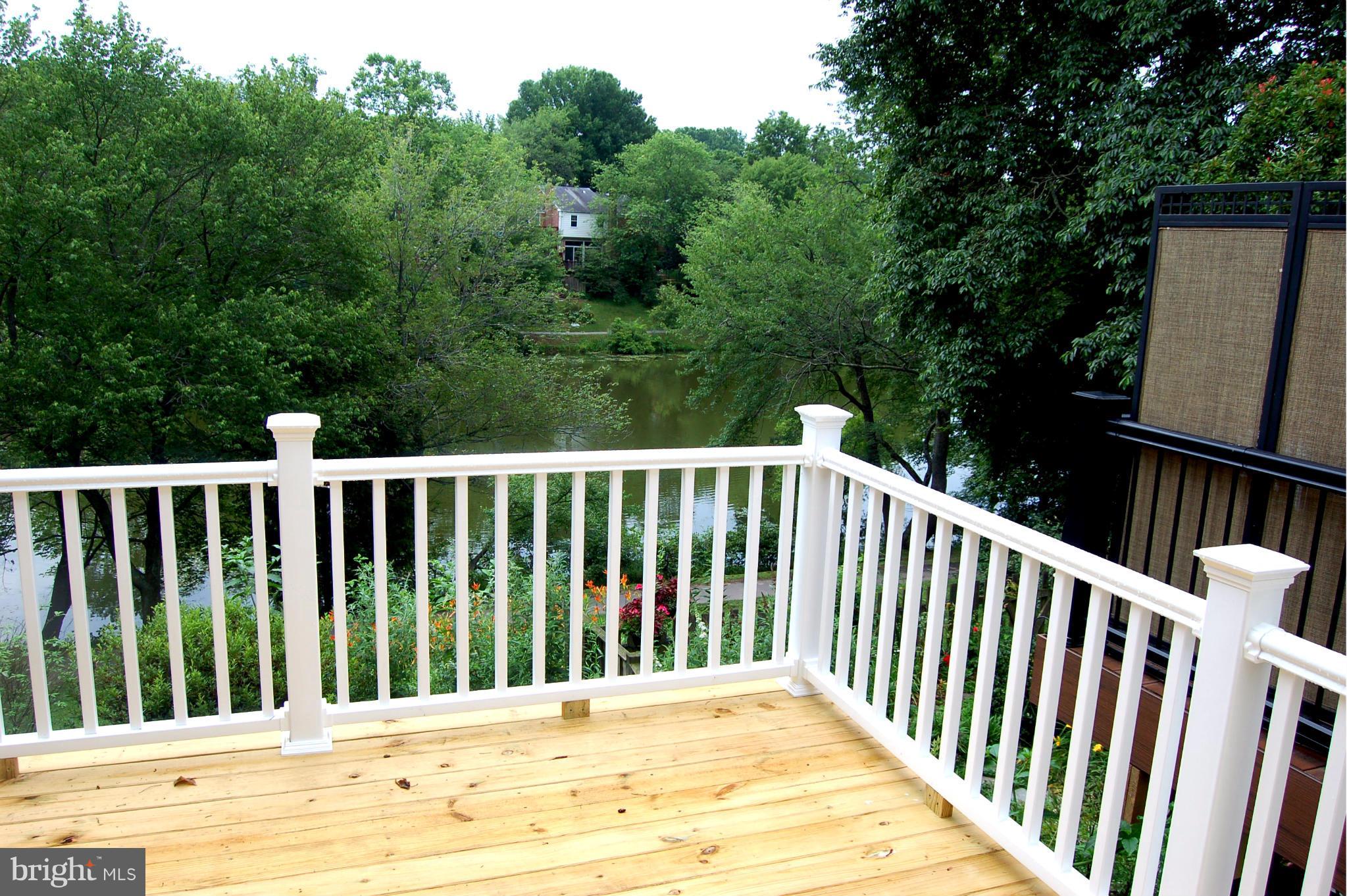 LAKE BRADDOCK - Residential