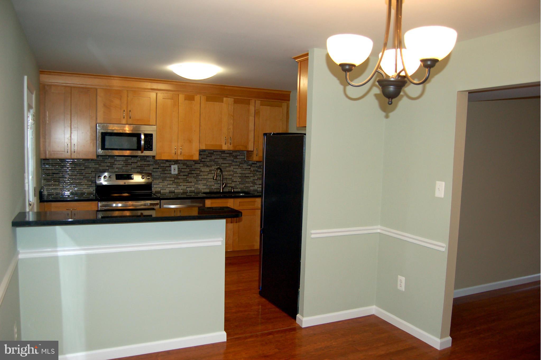 LAKE BRADDOCK - Residential