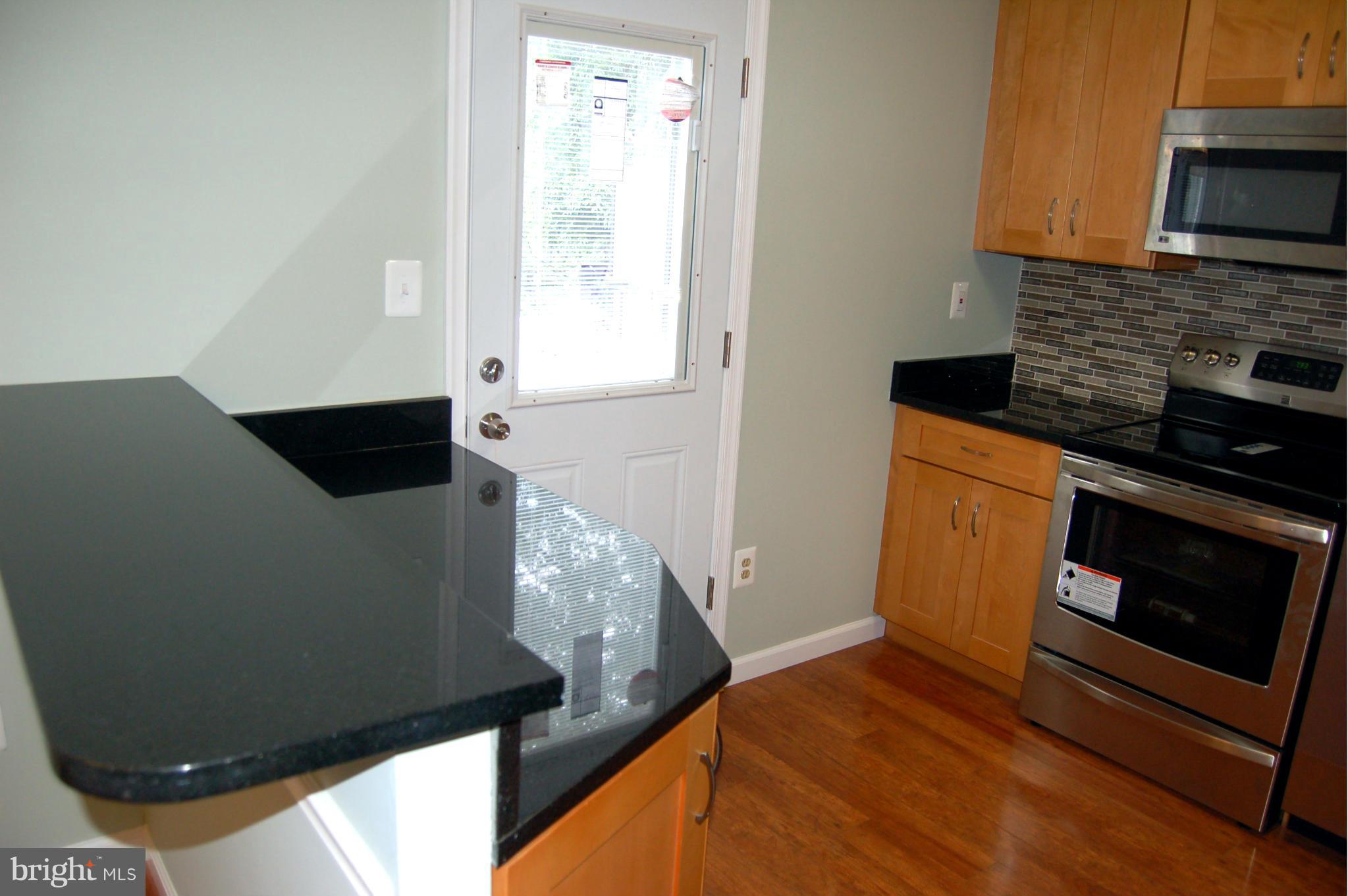 LAKE BRADDOCK - Residential