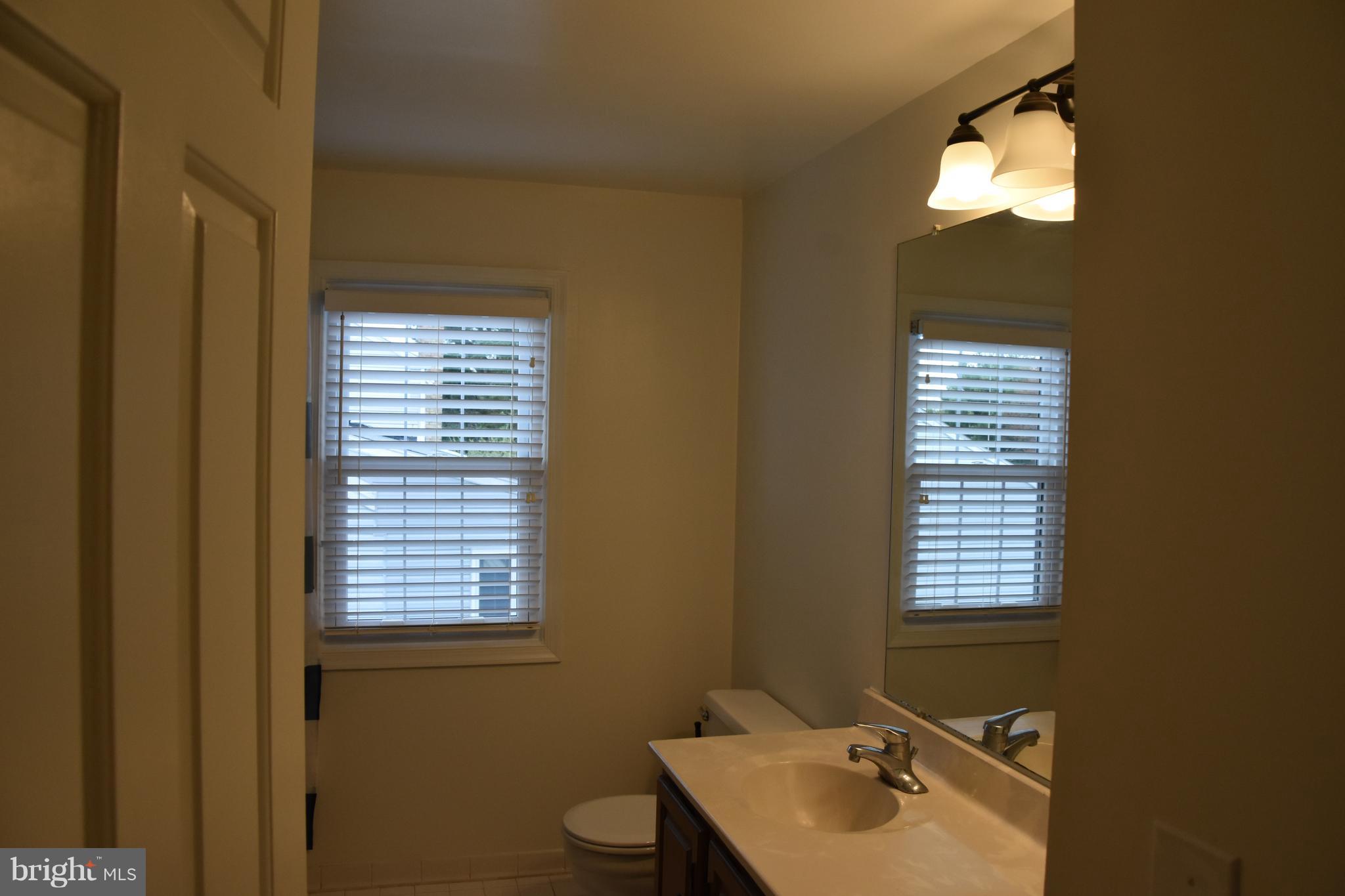 MILL CREEK SOUTH - Residential Lease