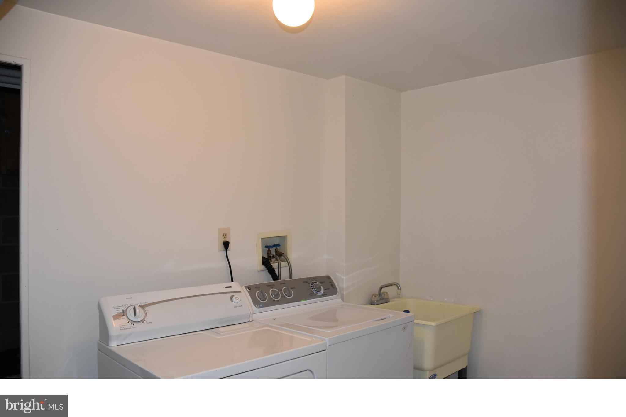 MILL CREEK SOUTH - Residential Lease