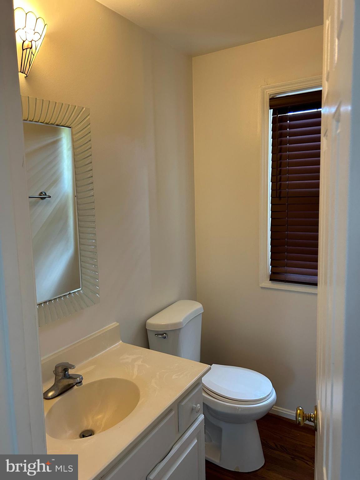 MILL CREEK SOUTH - Residential Lease