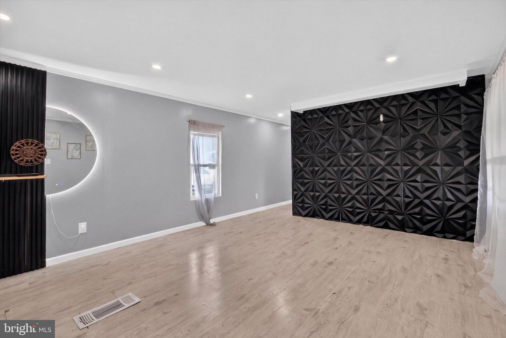 109 NANCY BOULEVARD