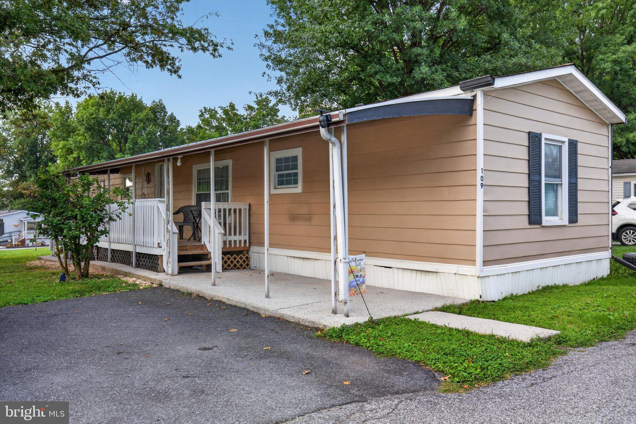 109 NANCY BOULEVARD