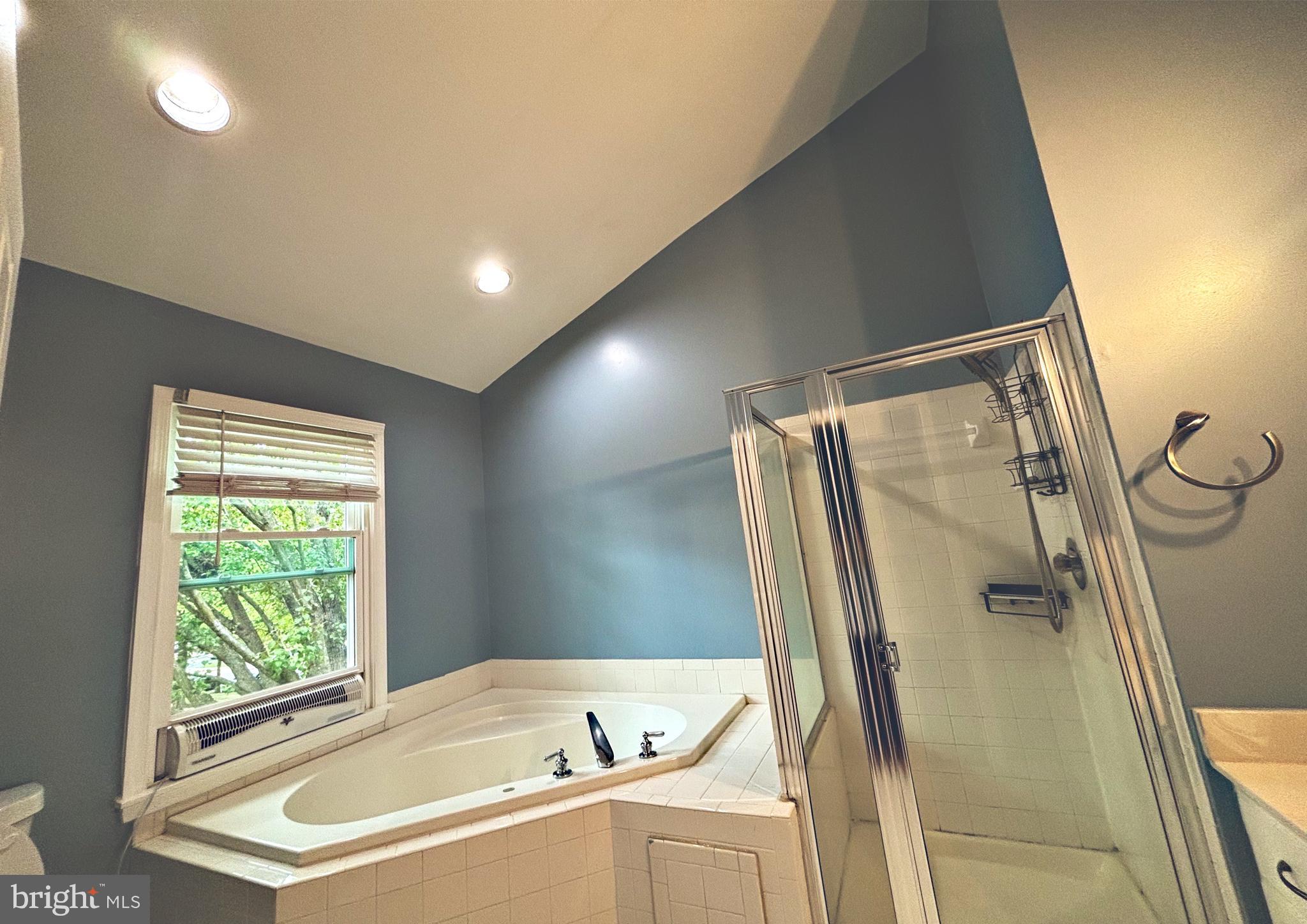 HERITAGE ESTATES - Residential