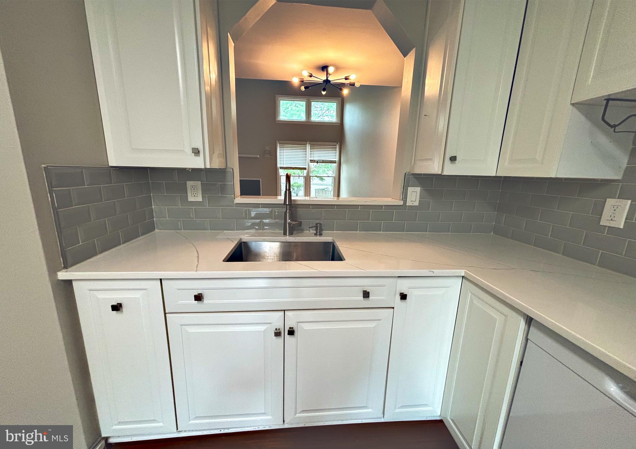 HERITAGE ESTATES - Residential