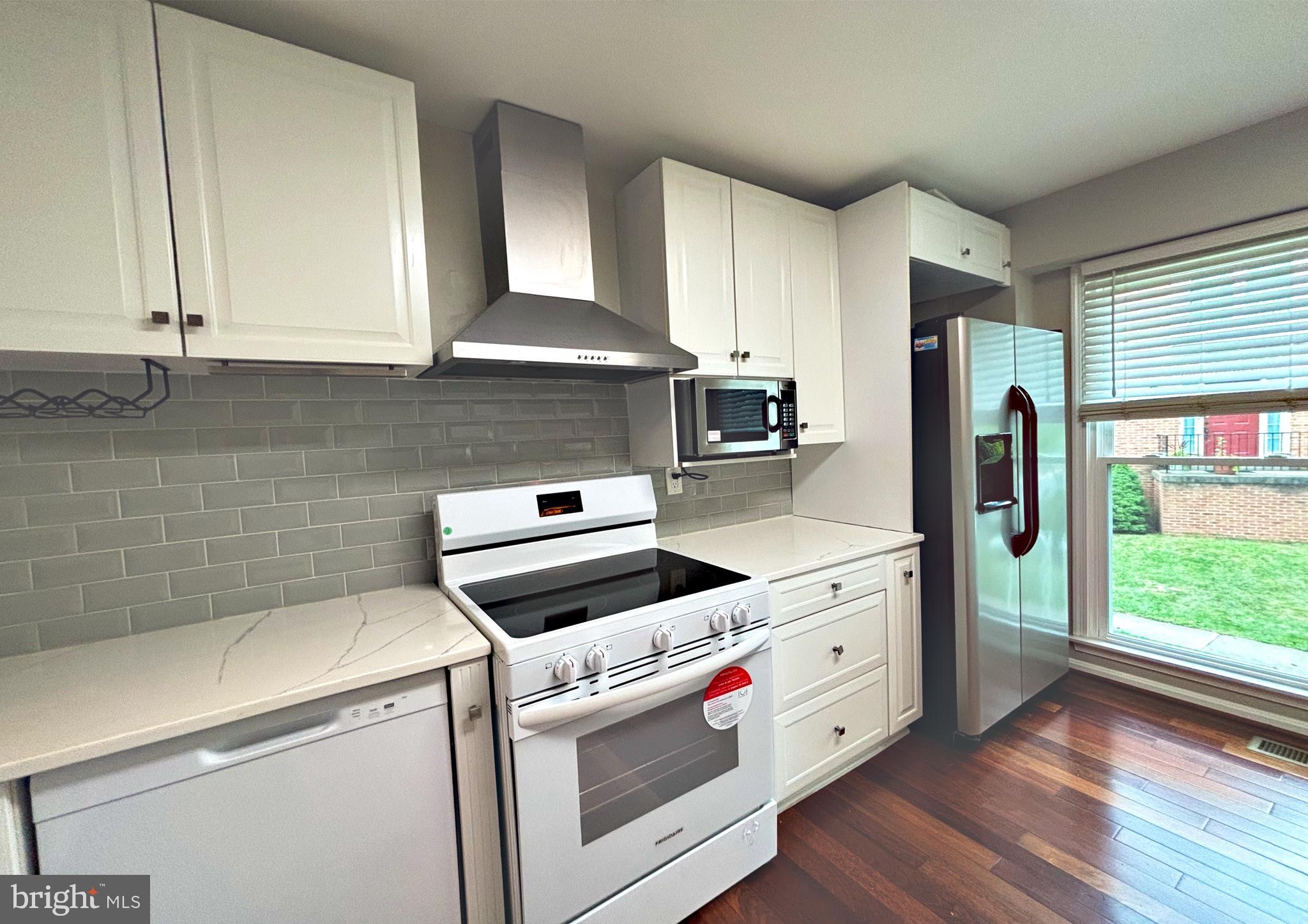 HERITAGE ESTATES - Residential