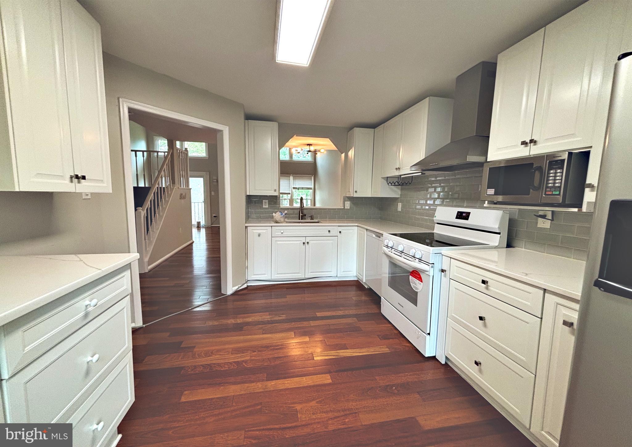 HERITAGE ESTATES - Residential