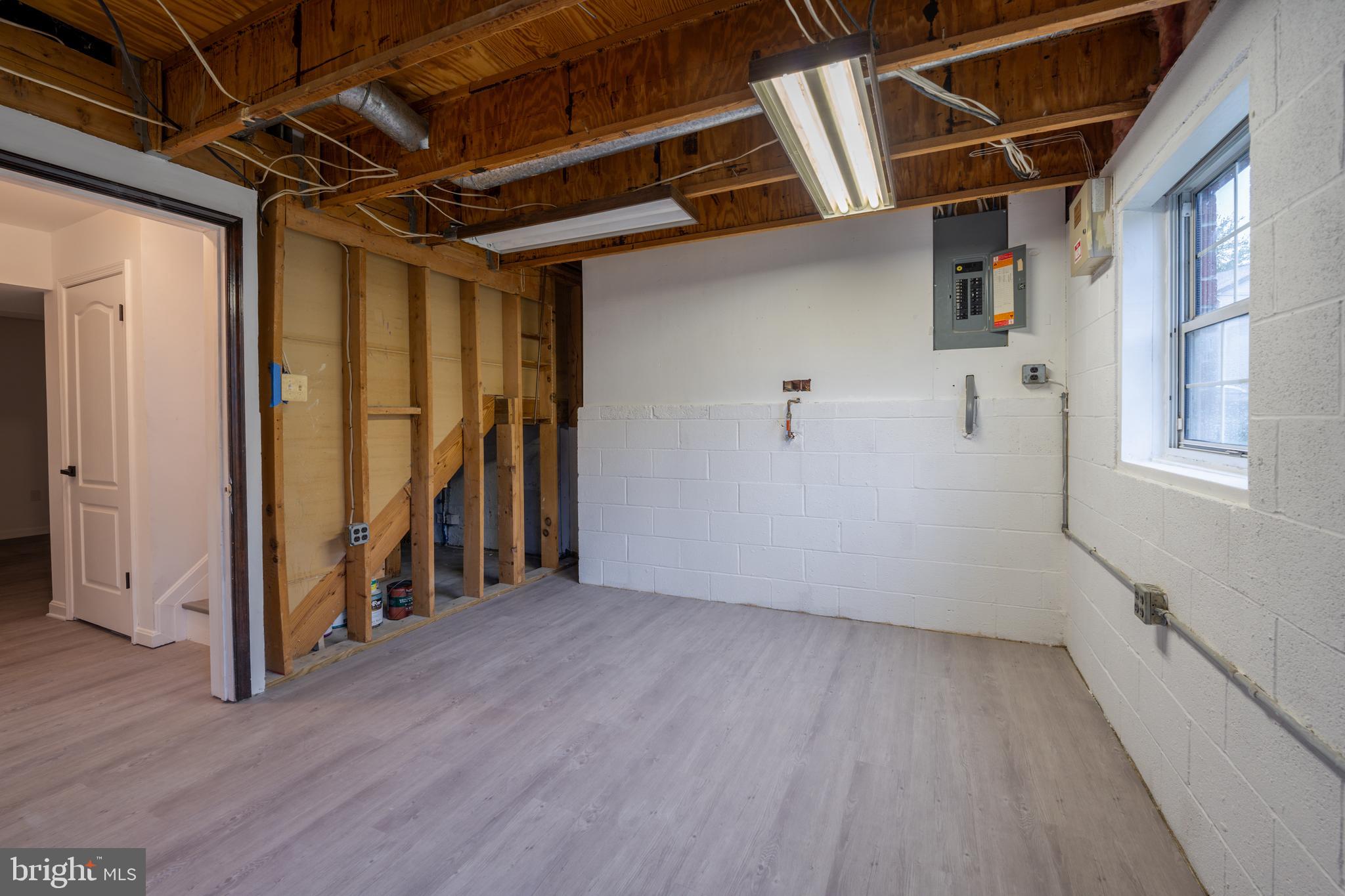 DAYBREAK ESTATES - Residential