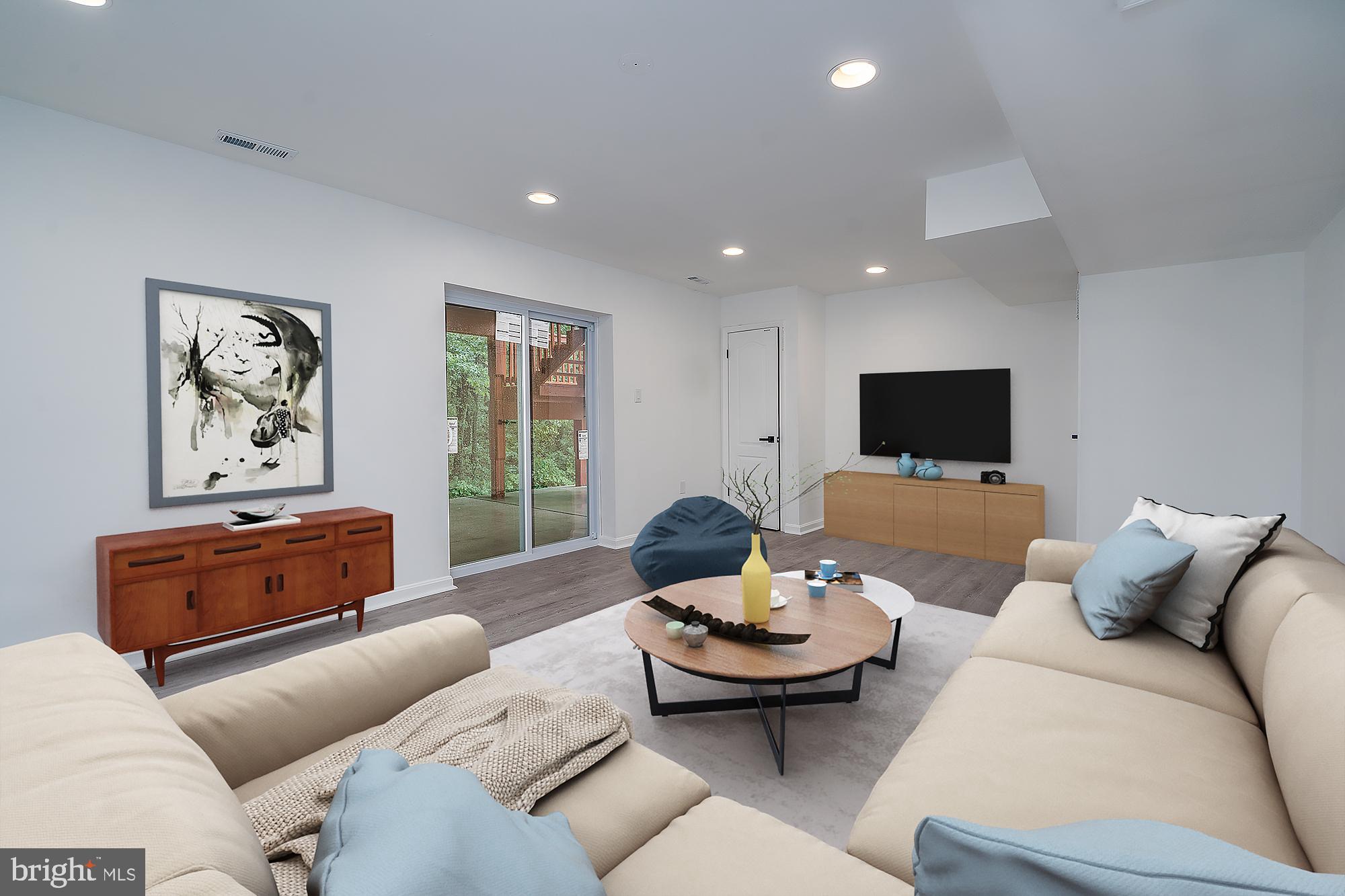 DAYBREAK ESTATES - Residential