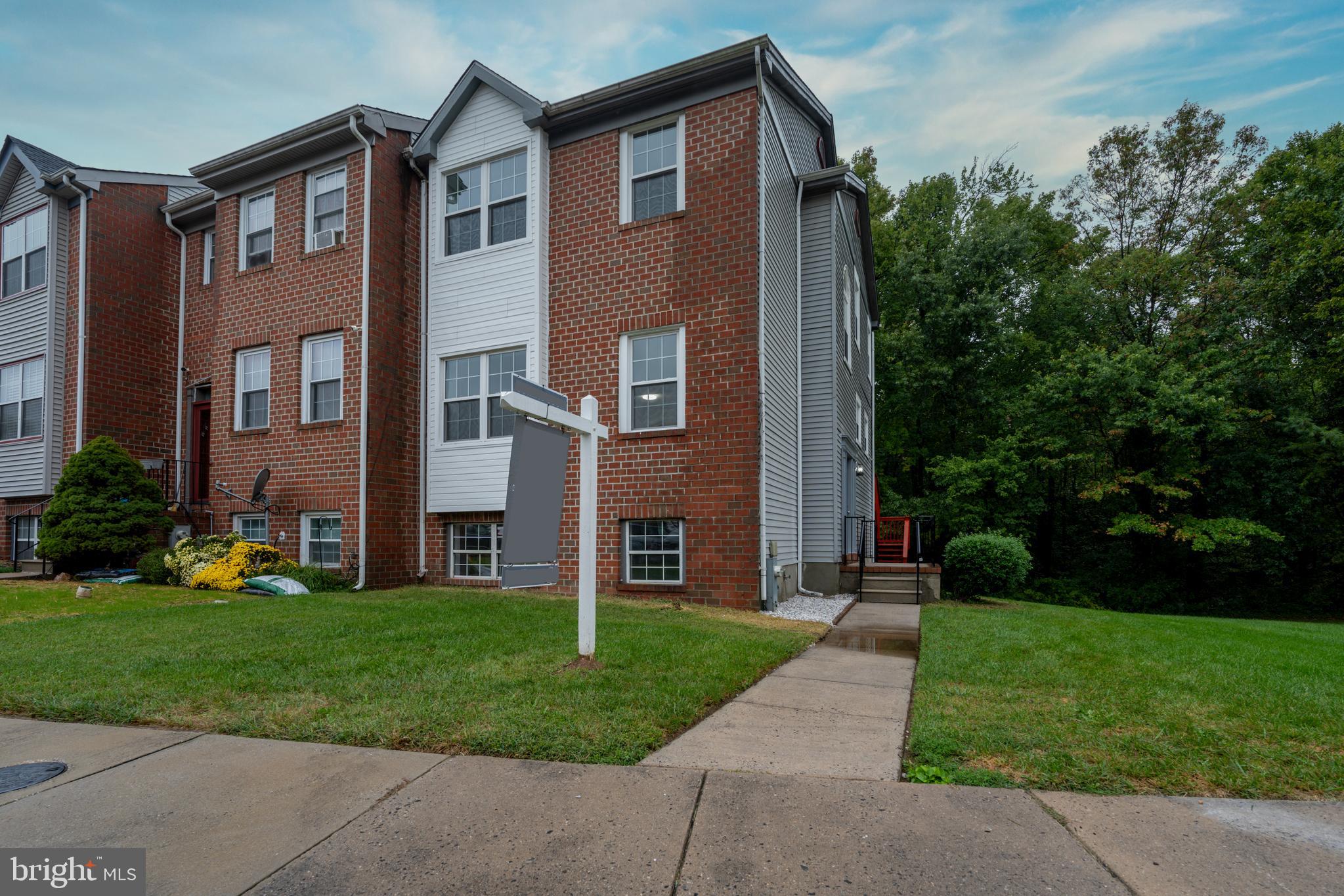 DAYBREAK ESTATES - Residential