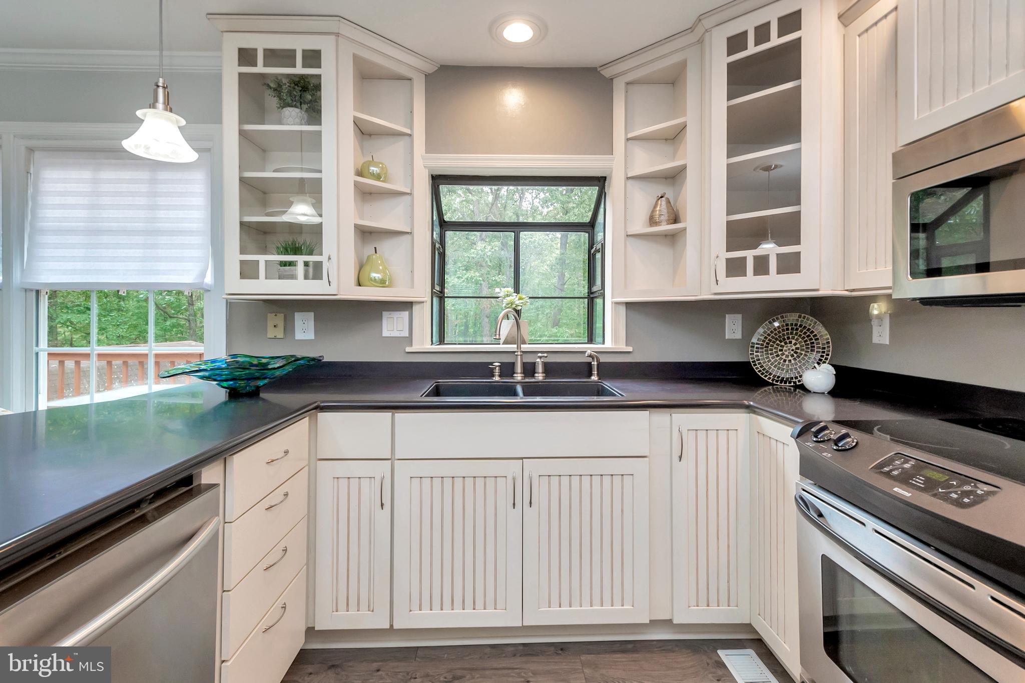 LEE'S HEADQUARTERS - Residential