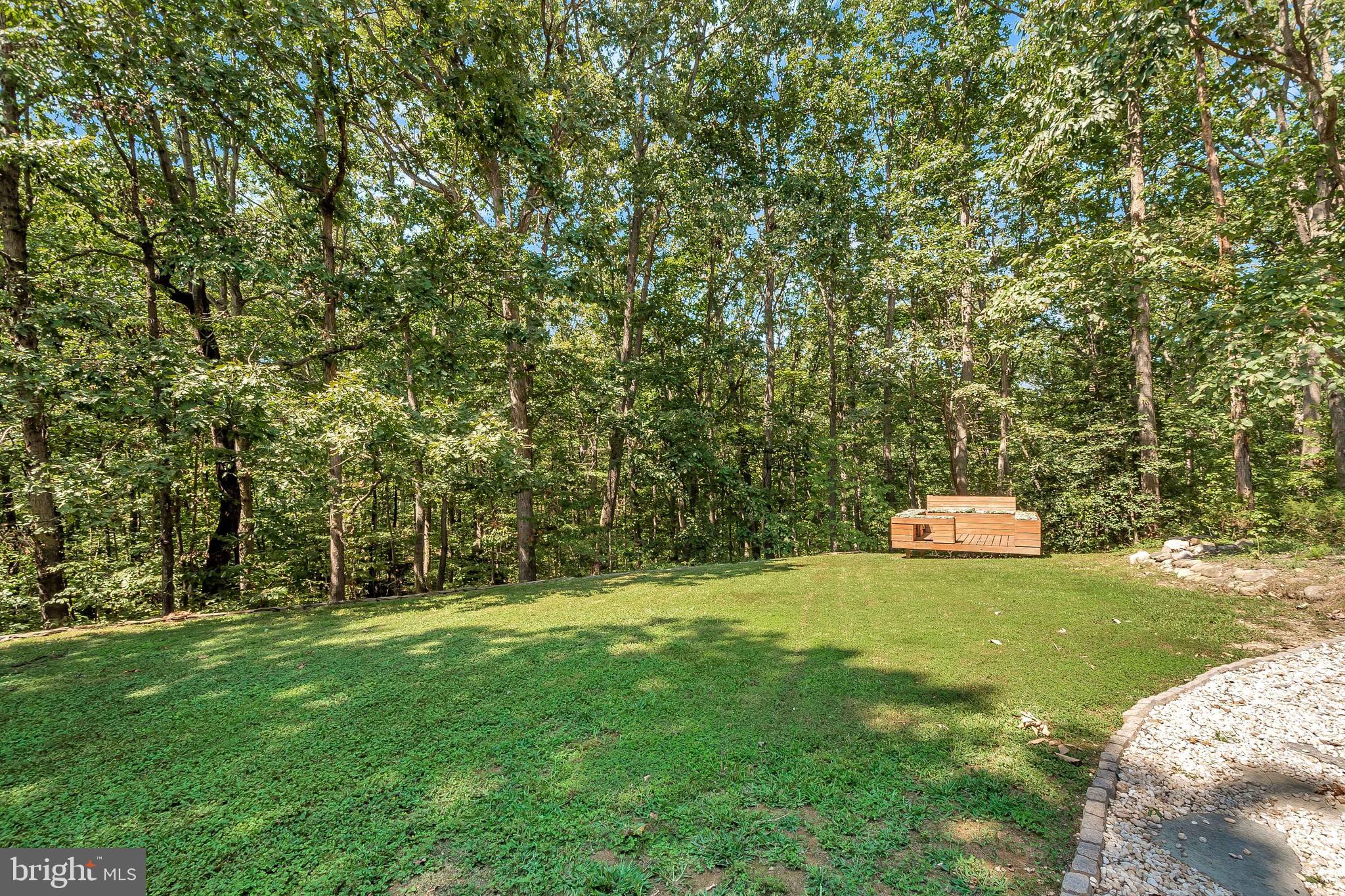 LEE'S HEADQUARTERS - Residential