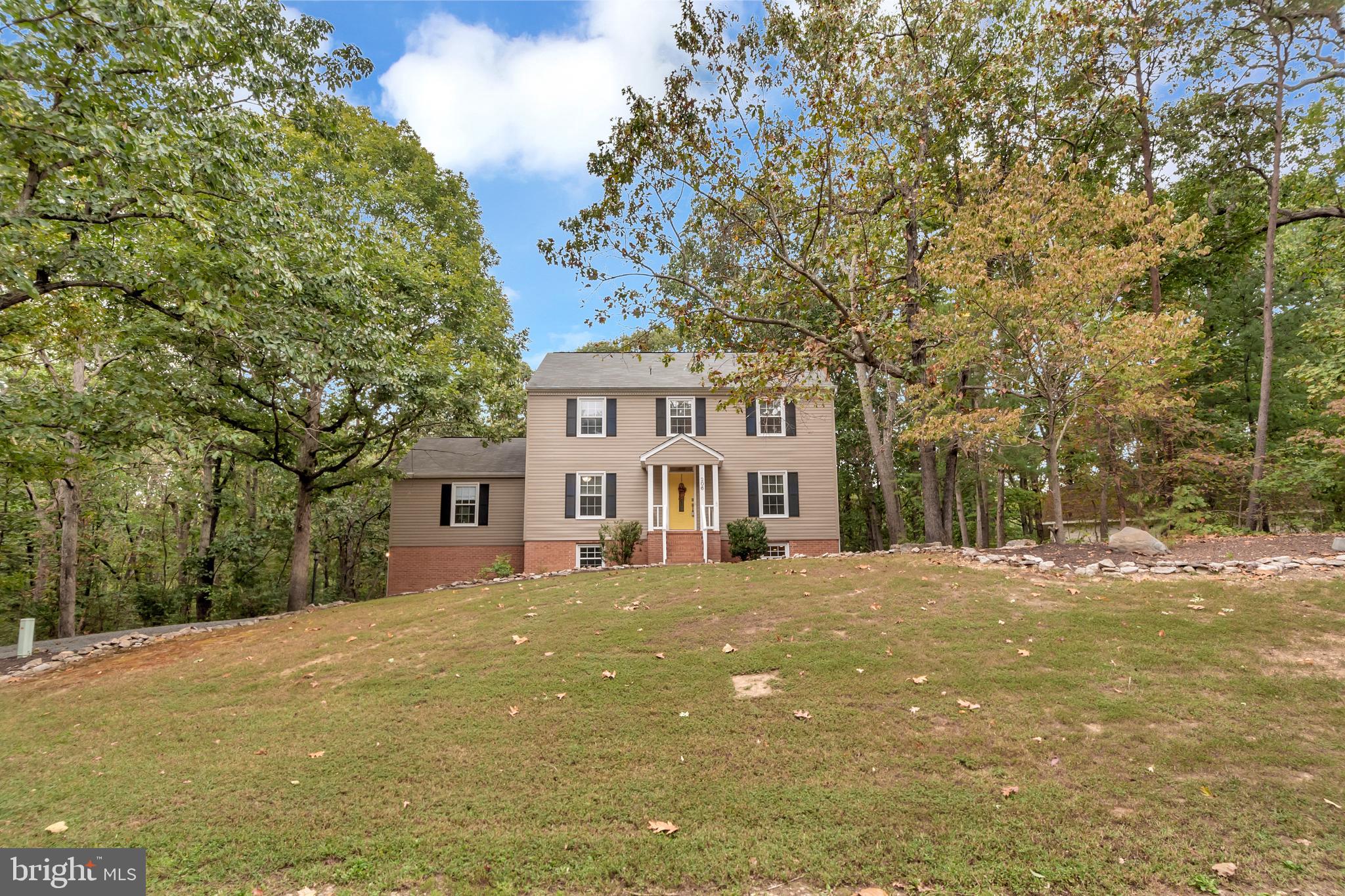 LEE'S HEADQUARTERS - Residential