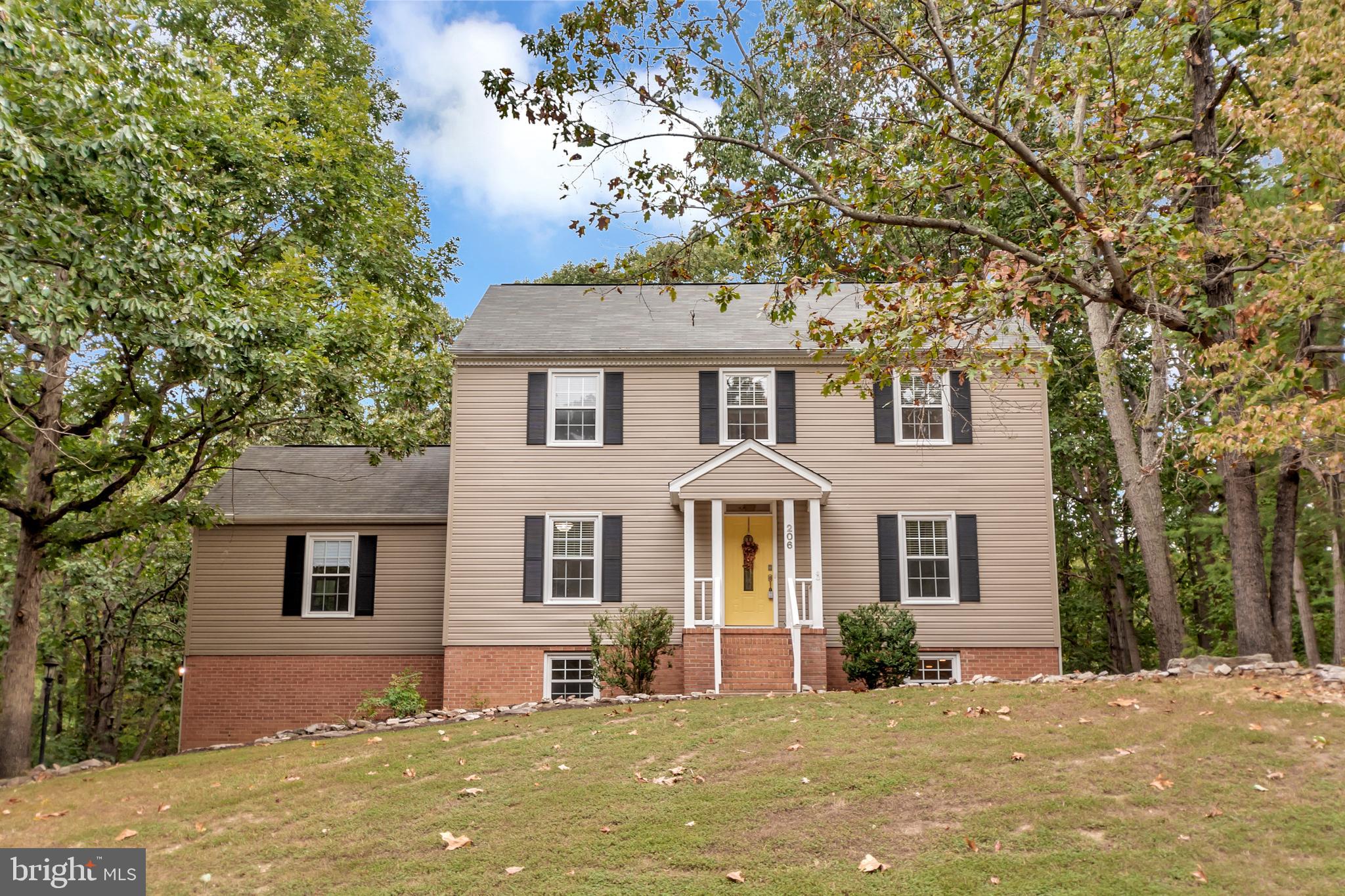 LEE'S HEADQUARTERS - Residential