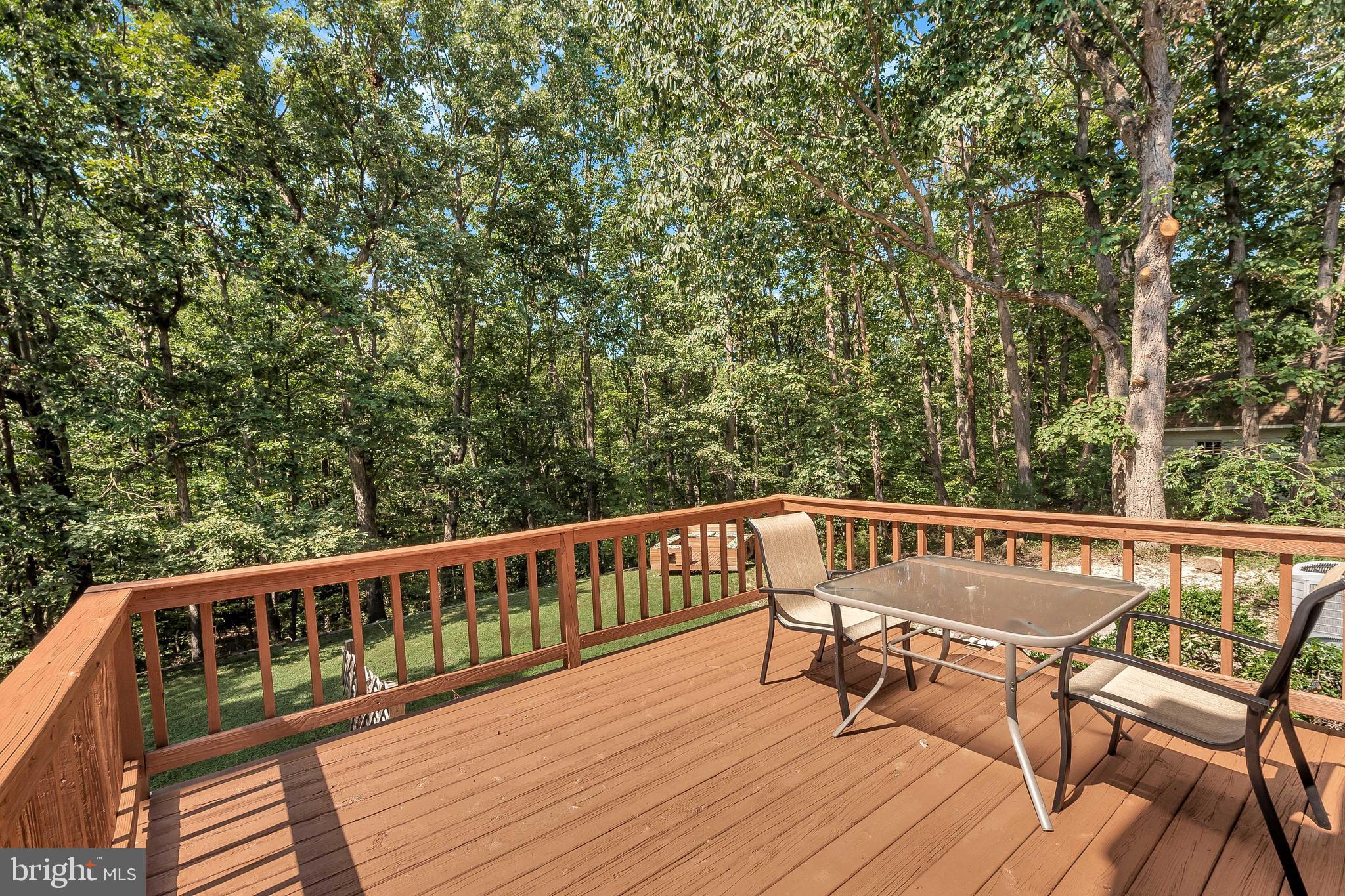 LEE'S HEADQUARTERS - Residential