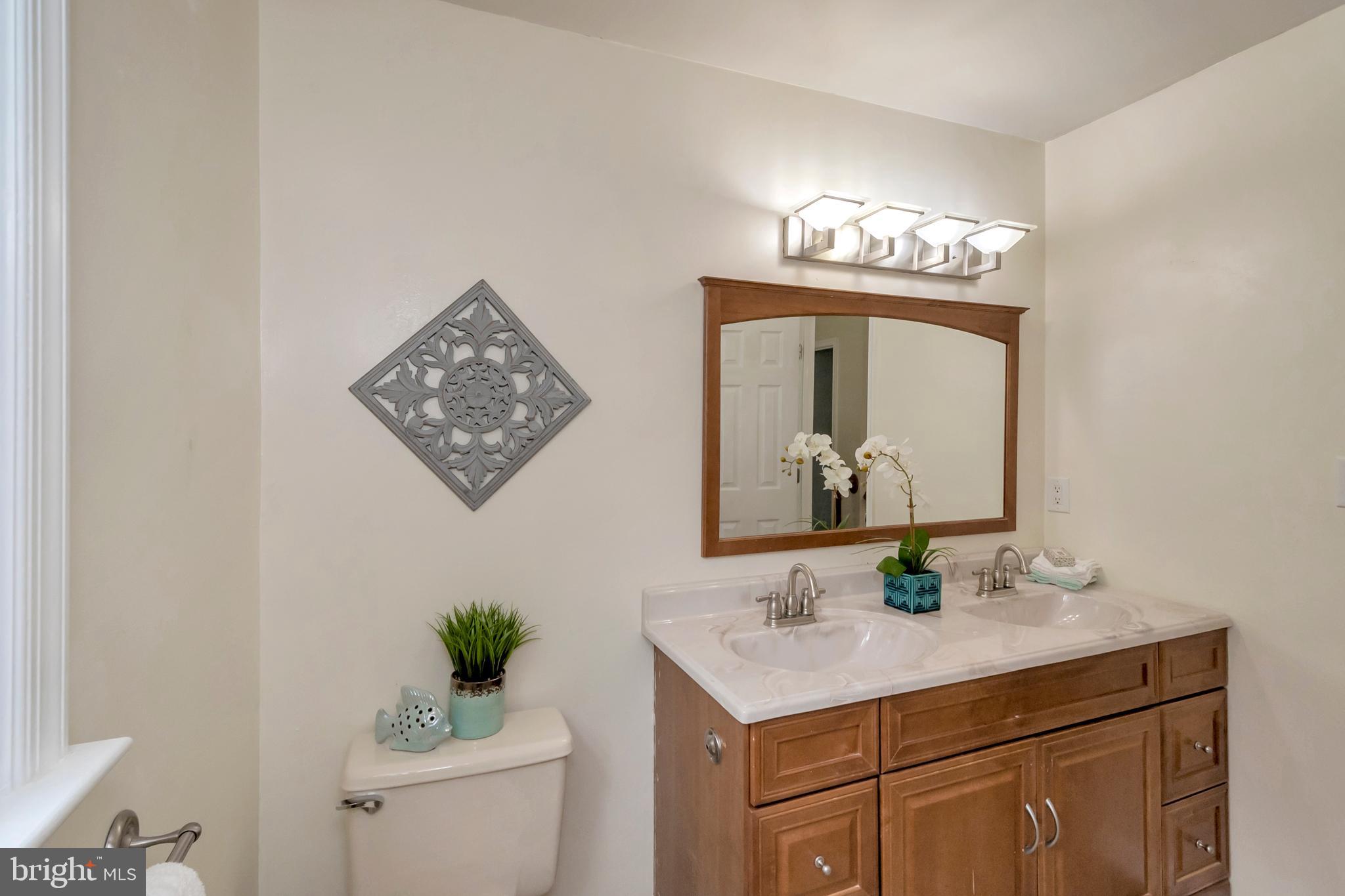 LEE'S HEADQUARTERS - Residential