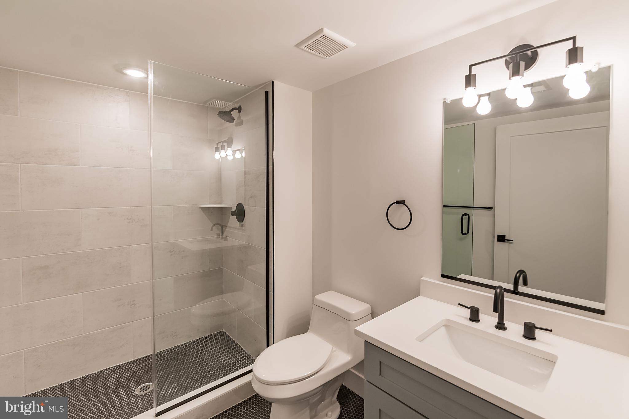 NORTHERN LIBERTIES - Residential Lease