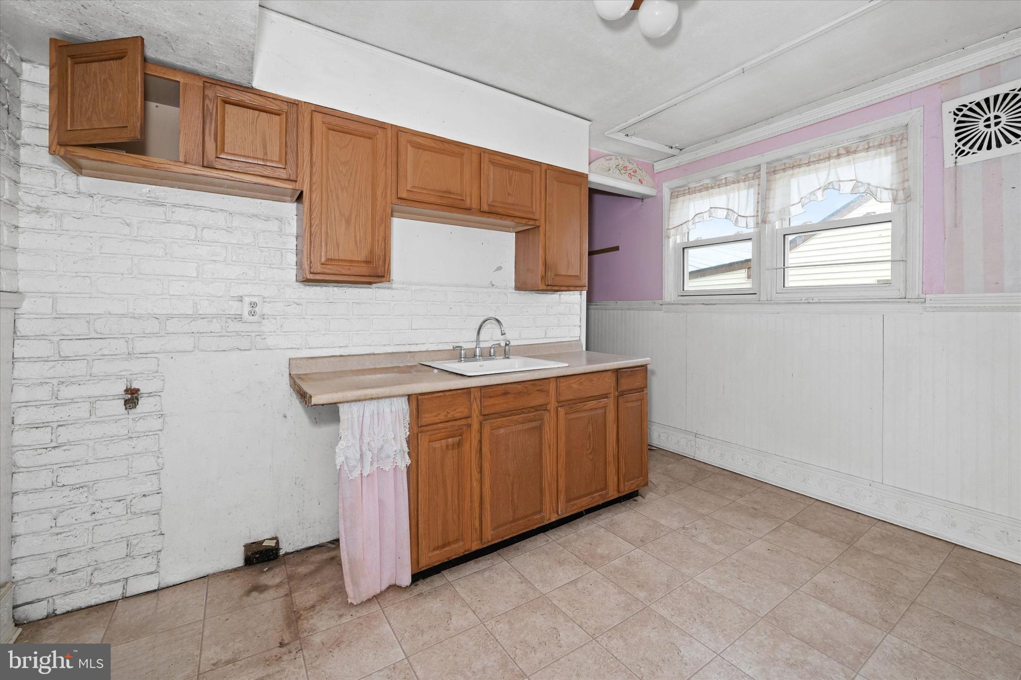 CHELSEA ESTATES - Residential