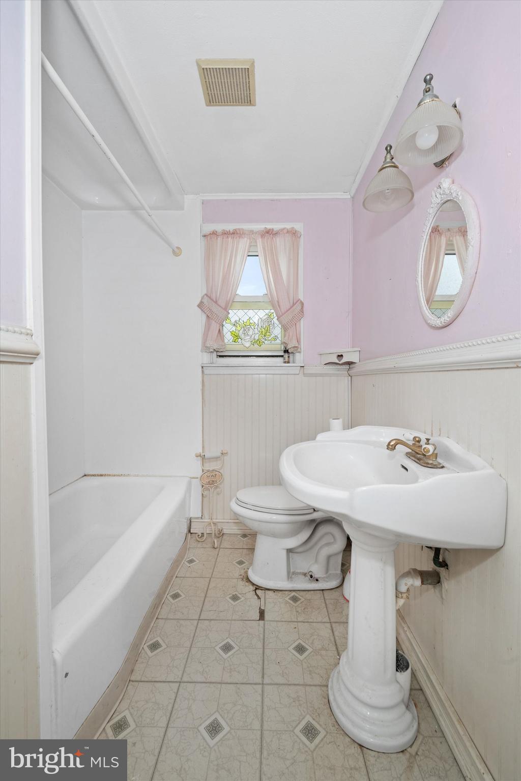 CHELSEA ESTATES - Residential