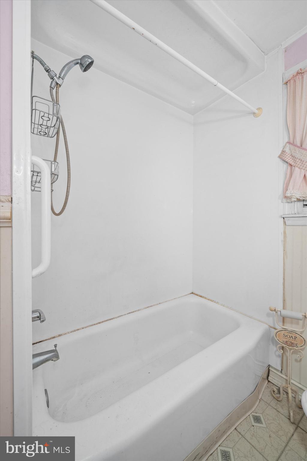 CHELSEA ESTATES - Residential