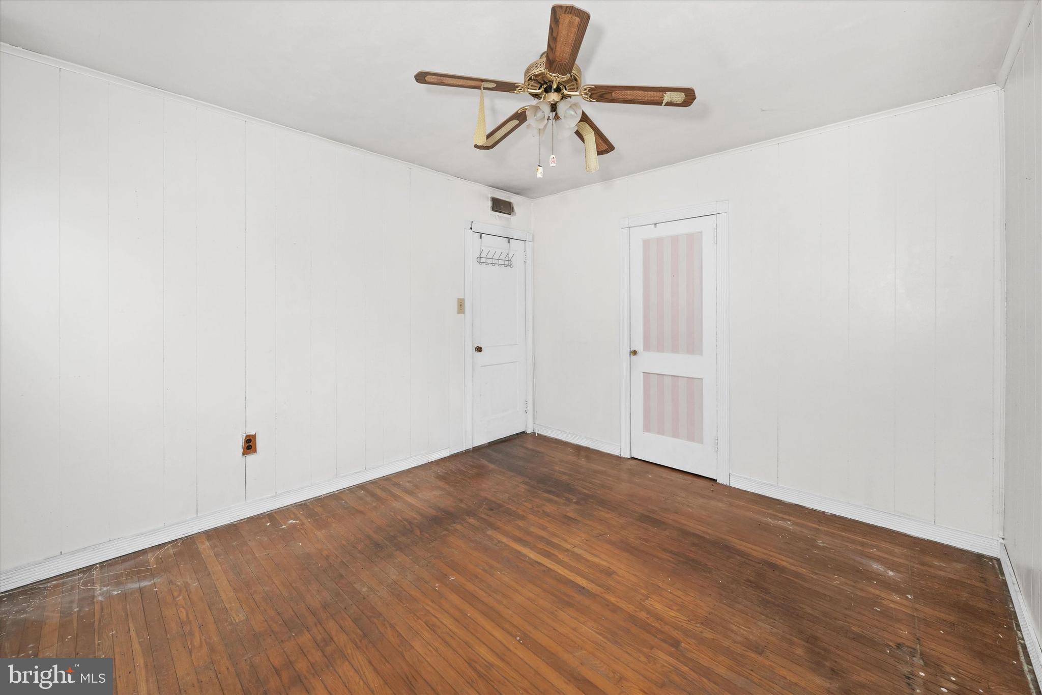 CHELSEA ESTATES - Residential