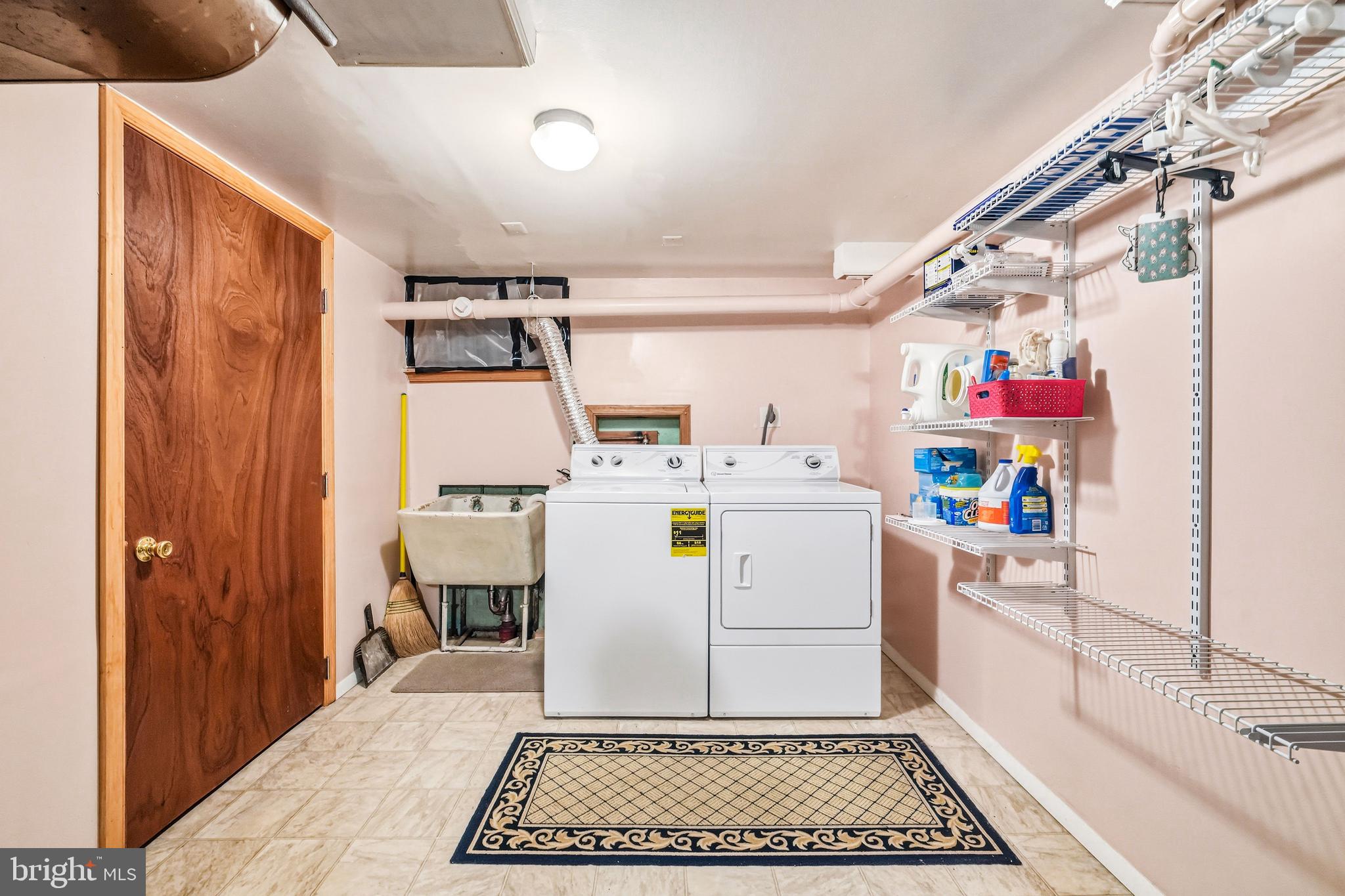 WYNNEWOOD - Residential