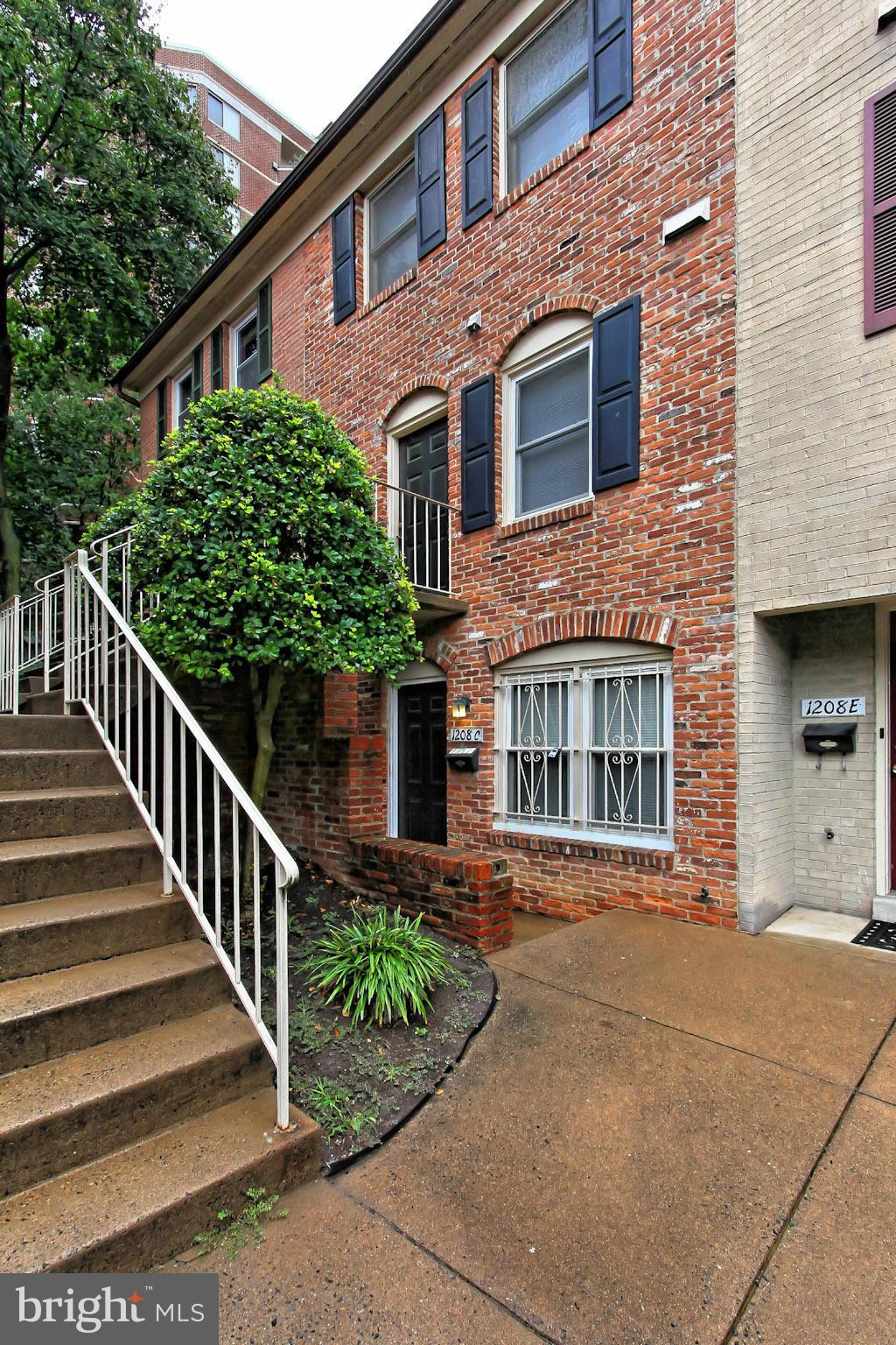 COLIN PLACE - Residential Lease