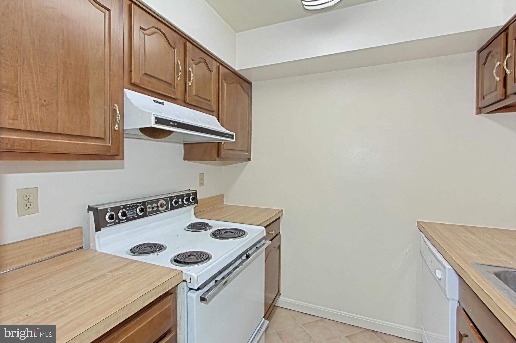 COLIN PLACE - Residential Lease