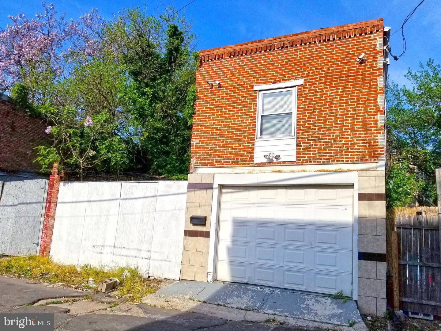 2-Story Detached home in Baltimore City! Just Minutes from All the Action – Located Near the Heart of Downtown! WALKING DISTANCE to Mount Clare Junction, B&O Railroad Museum, Carroll Park & Golf Course, and the UMD Medical Center. Only a Short Drive to Camden Yards, M&T Bank Stadium, and Endless City Attractions! Easy Access to Major Routes including Washington Blvd and I-295. Don’t Miss This Incredible Opportunity – Location, Lifestyle, and Value All in One! Don’t miss this fantastic opportunity—schedule your showing today and make this lovely property your new acquisition! **Reach out listing agent with any inquiries**