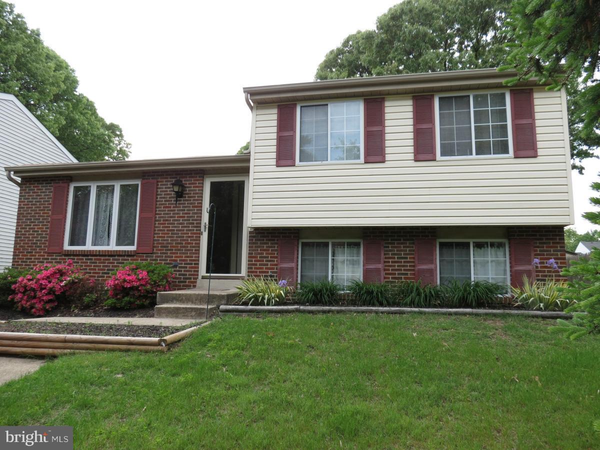 WHAT A PRICE! Welcome home to Chesterfield. This rare "4" level split offers over 1850 sq ft. of completely finished living space. Freshly painted throughout and it's 2 large family rooms are perfect for your entertainment. Huge fully fenced in yard, comes equipped with Gazebo and Hot Tub. Included in HOA are 2 community pool's and playground areas. 1 Year Home Warranty included !