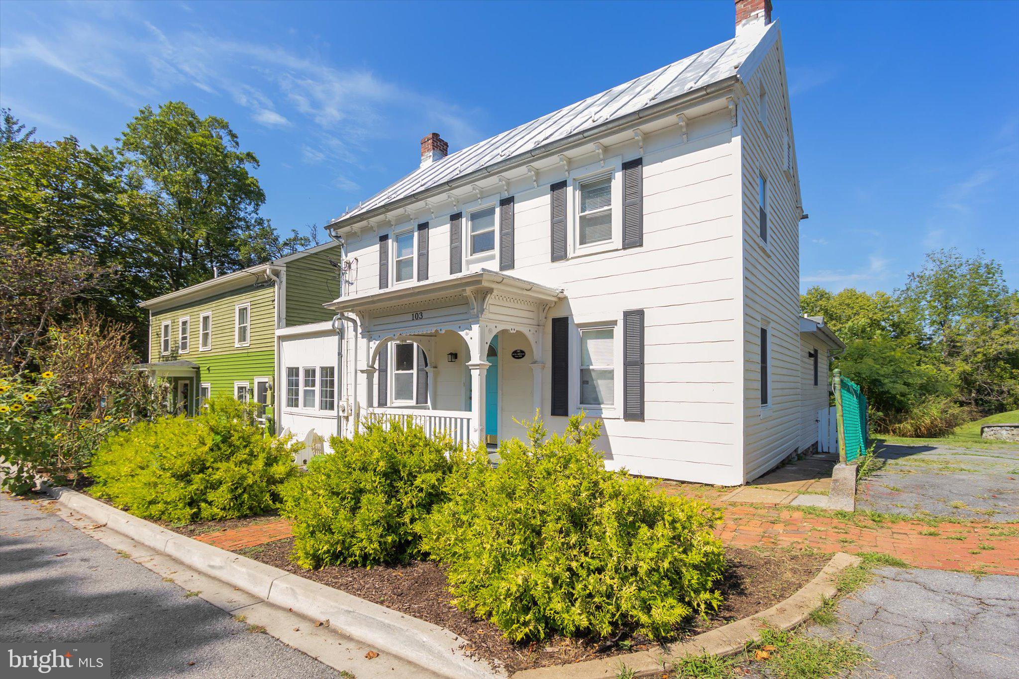 103 W HIGH STREET