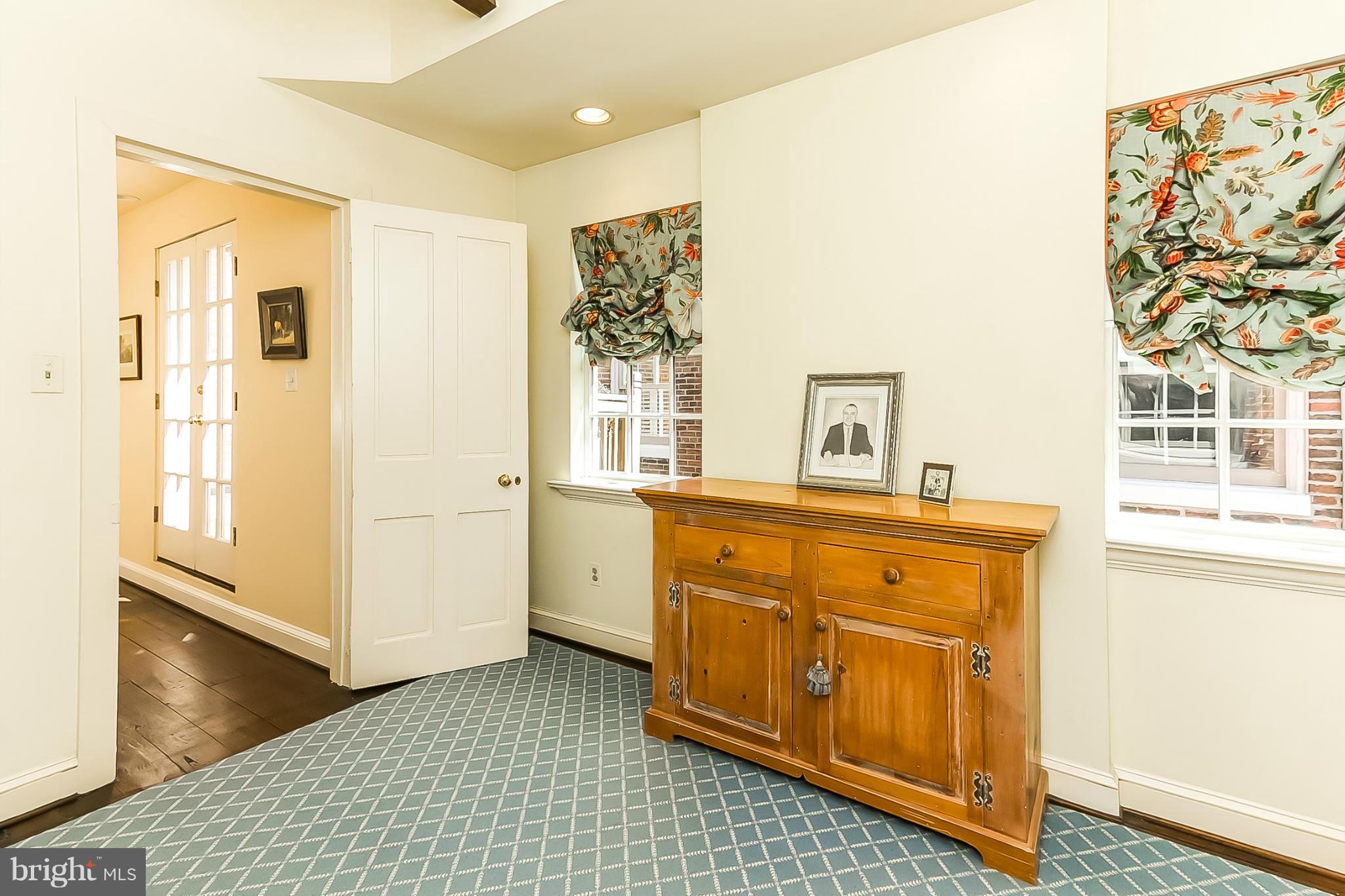 FEDERAL HILL HISTORIC DISTRICT - Residential Lease