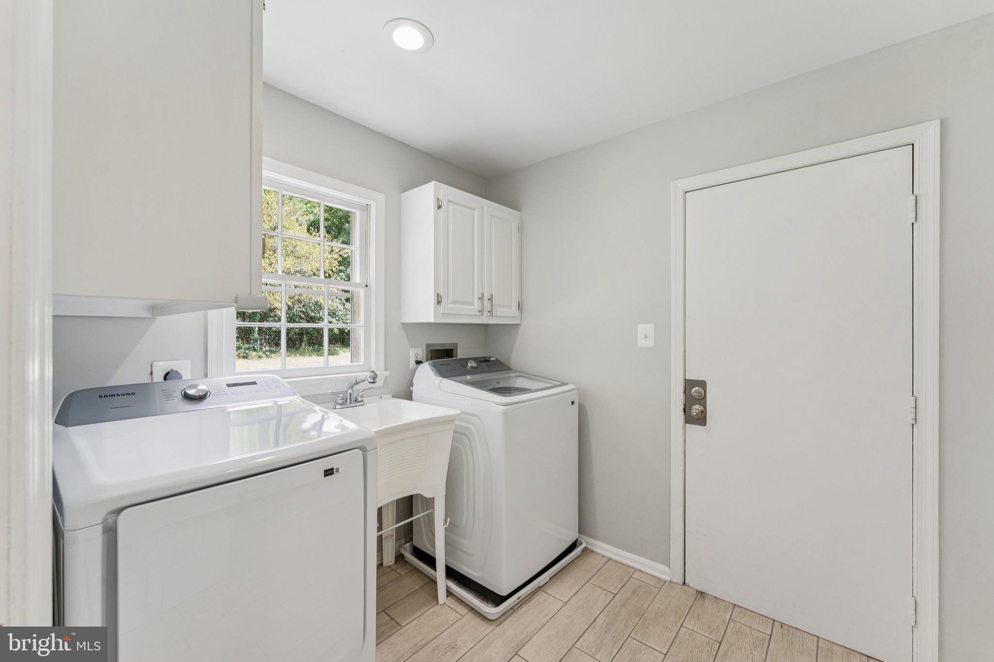 MAPLE HEIGHTS - Residential