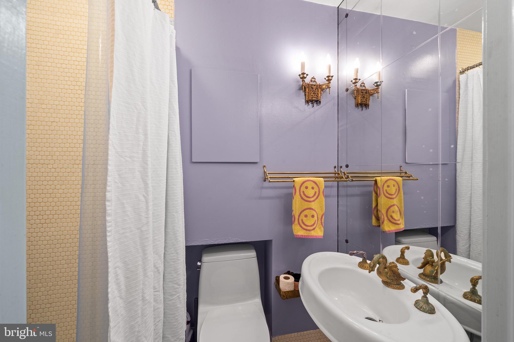 RITTENHOUSE SQUARE - Residential Lease