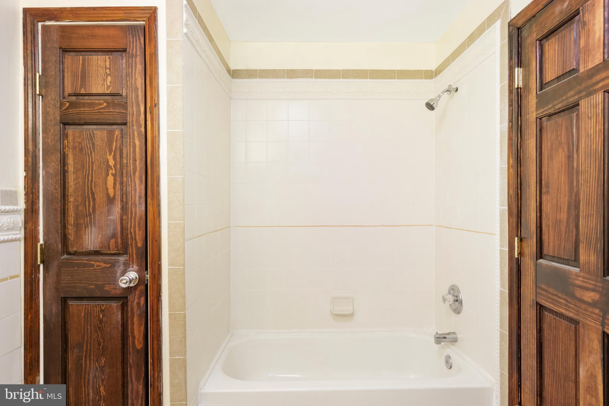 DRUID HILL PARK - Commercial Sale
