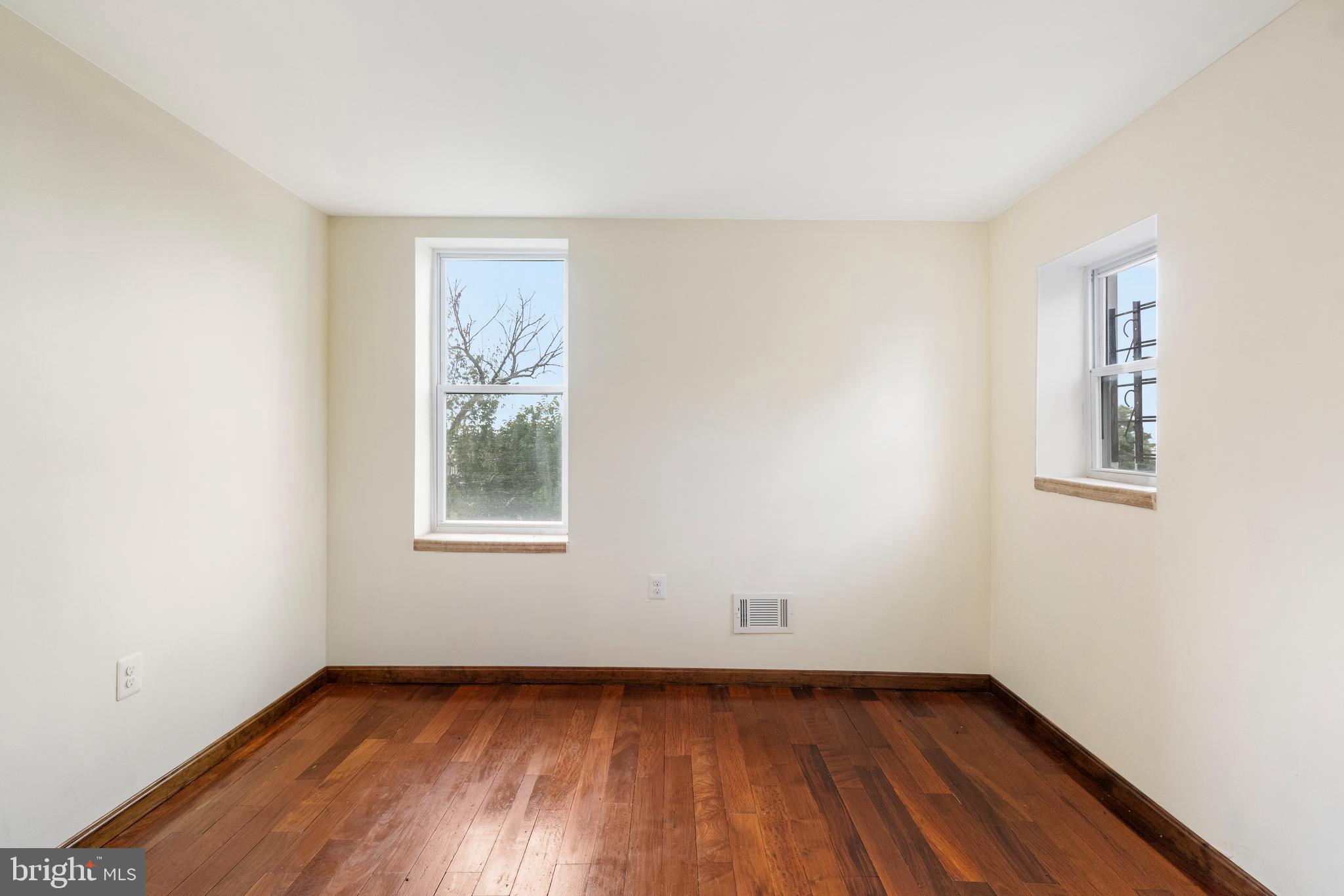 DRUID HILL PARK - Commercial Sale