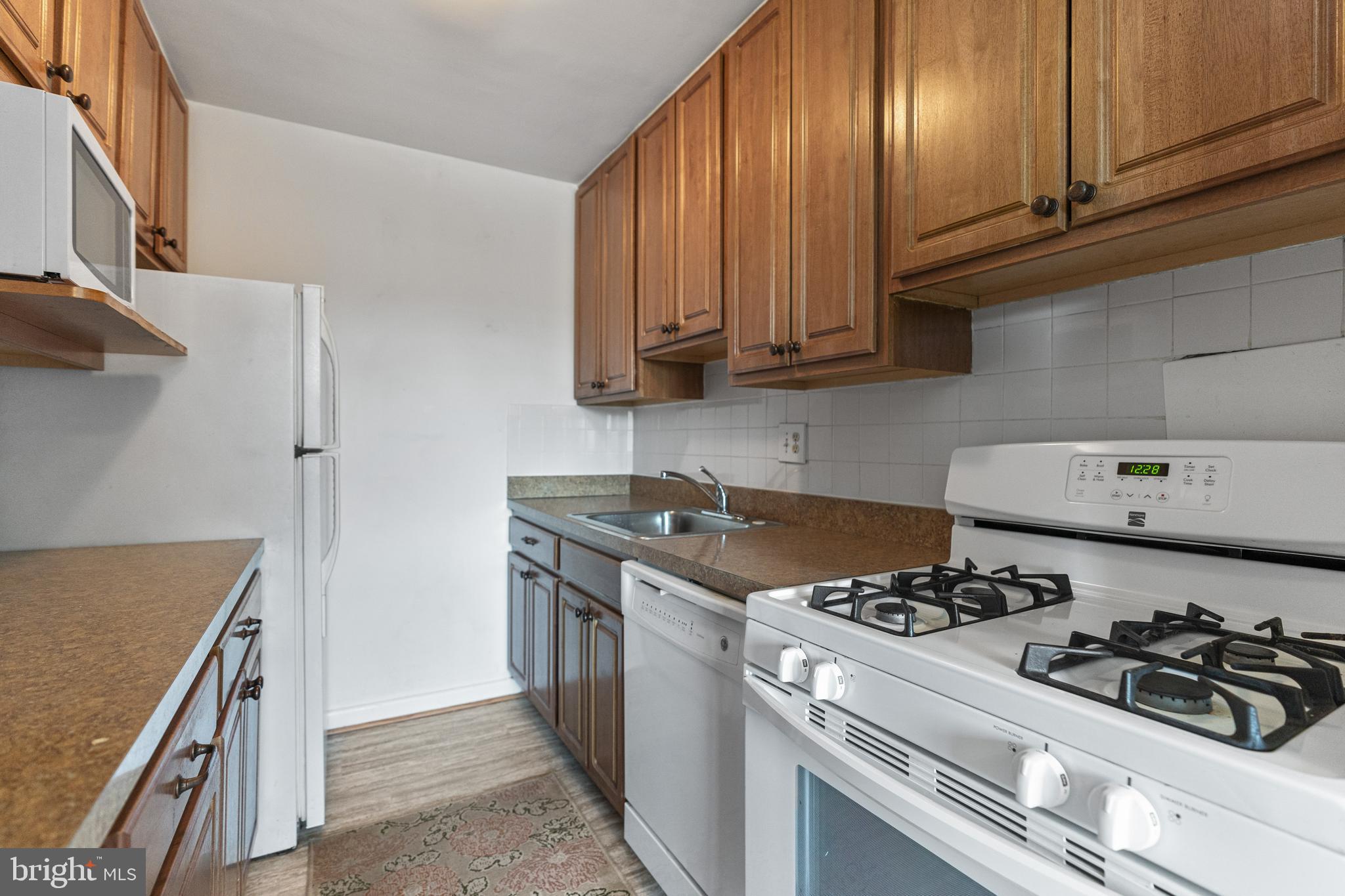 1300 S ARLINGTON RIDGE ROAD 402