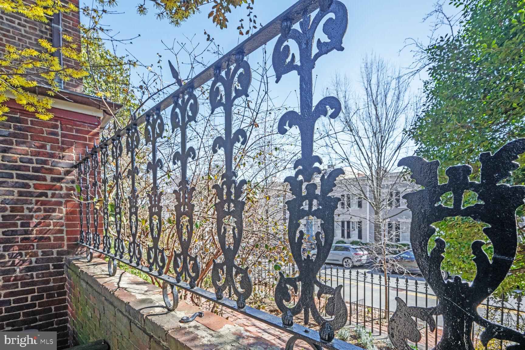 GEORGETOWN - Residential
