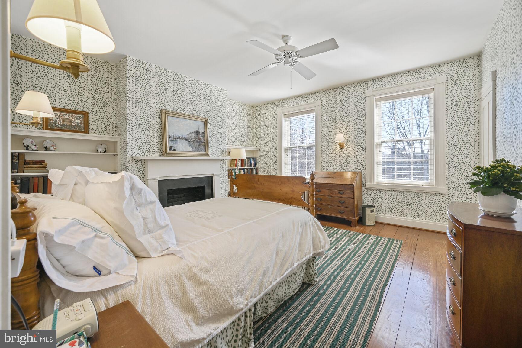 GEORGETOWN - Residential