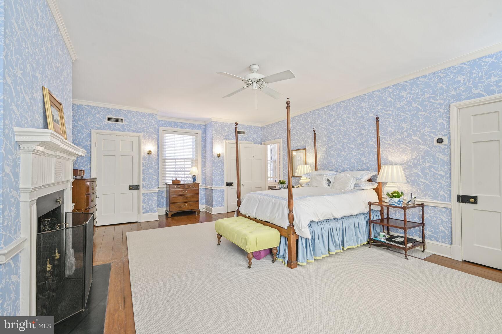 GEORGETOWN - Residential